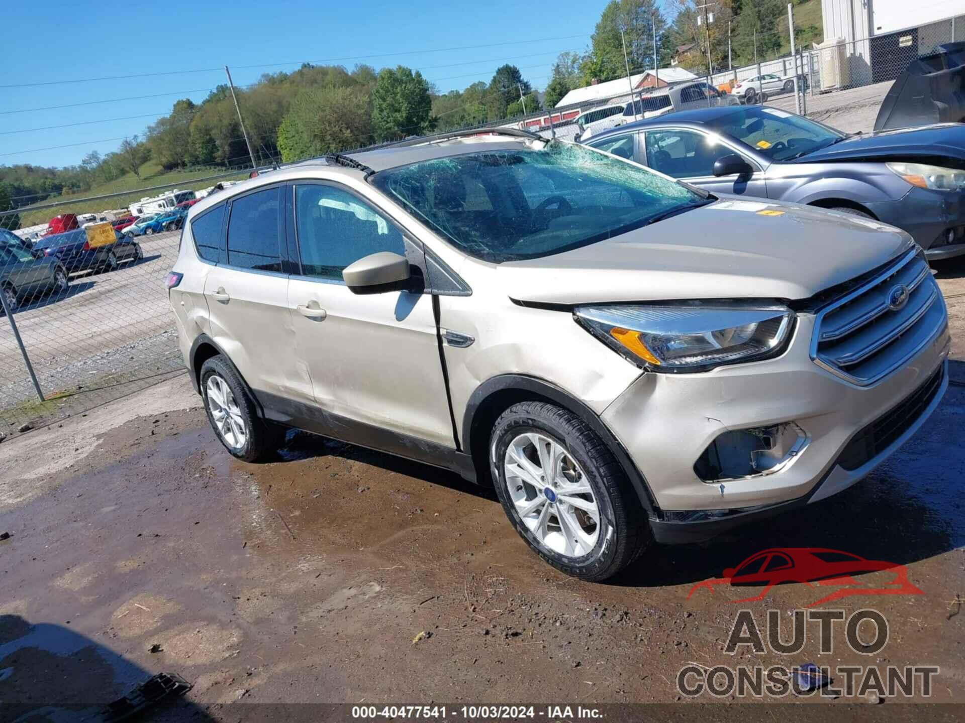 FORD ESCAPE 2018 - 1FMCU9GD1JUC69015