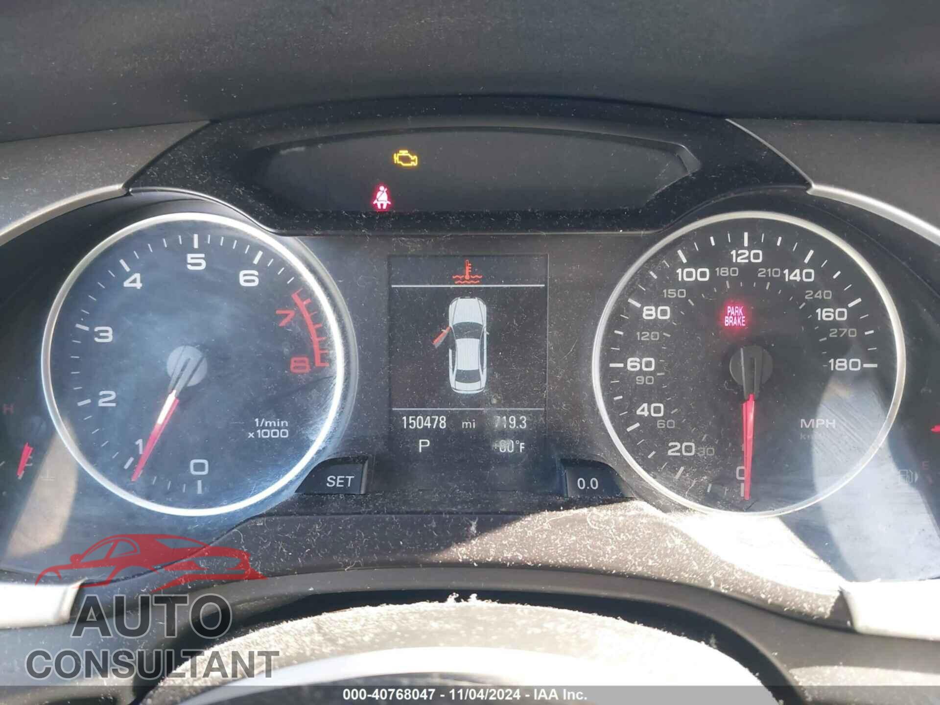 AUDI A4 2012 - WAUKFAFL4CA098024