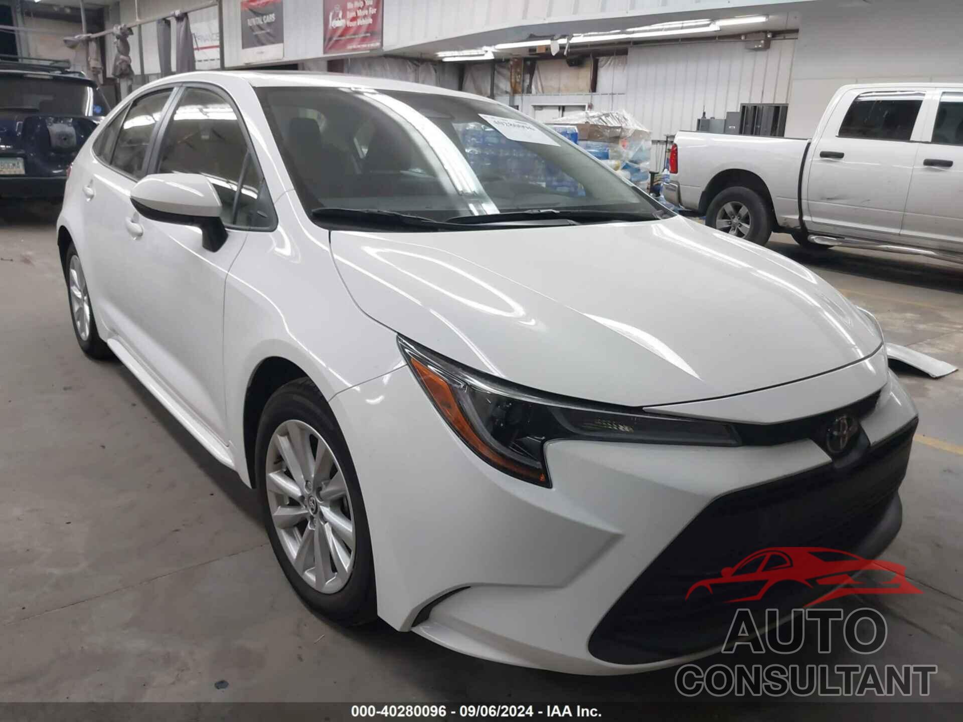 TOYOTA COROLLA 2023 - JTDB4MEE5PJ011802