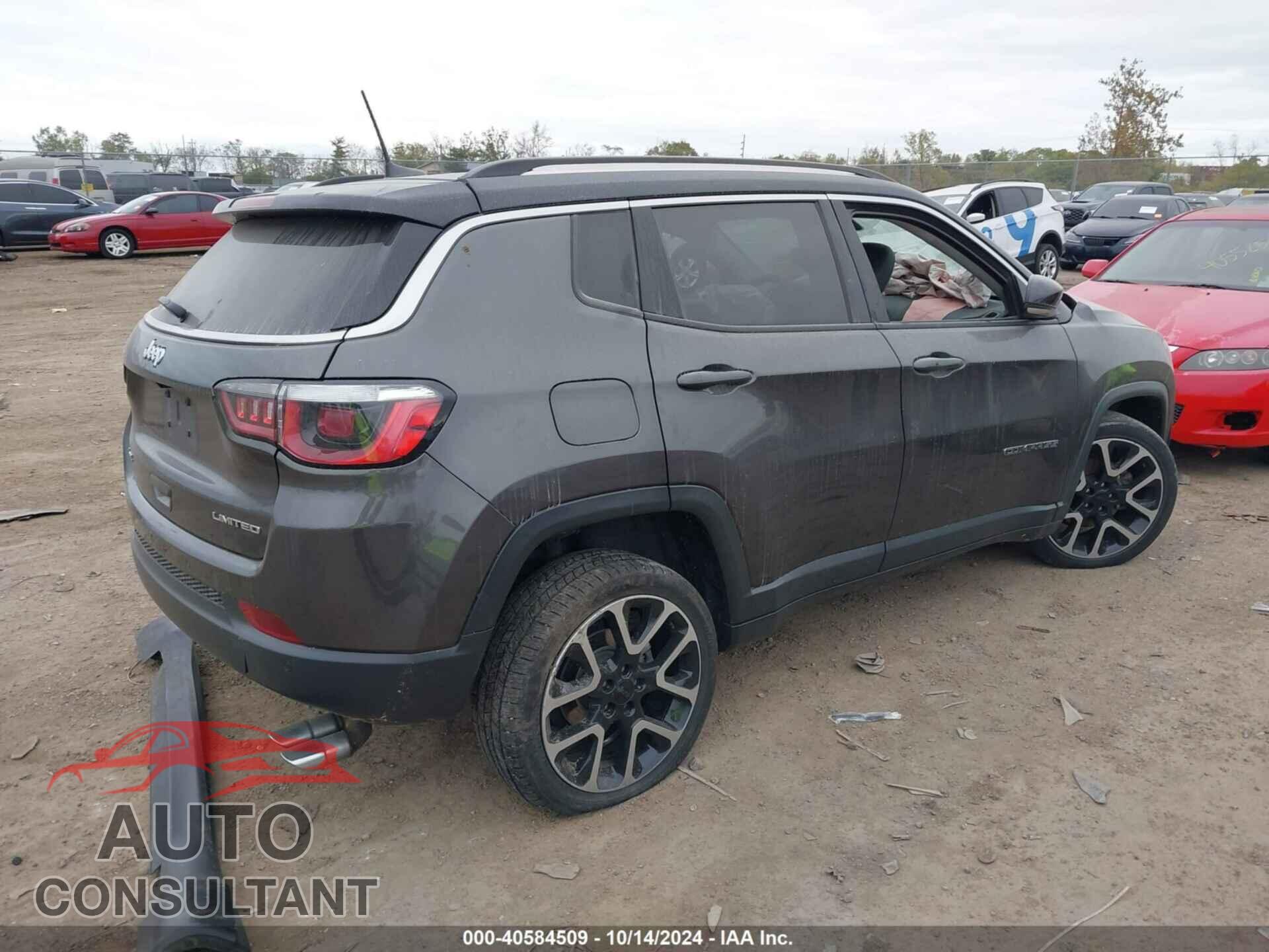 JEEP COMPASS 2018 - 3C4NJDCB3JT114408