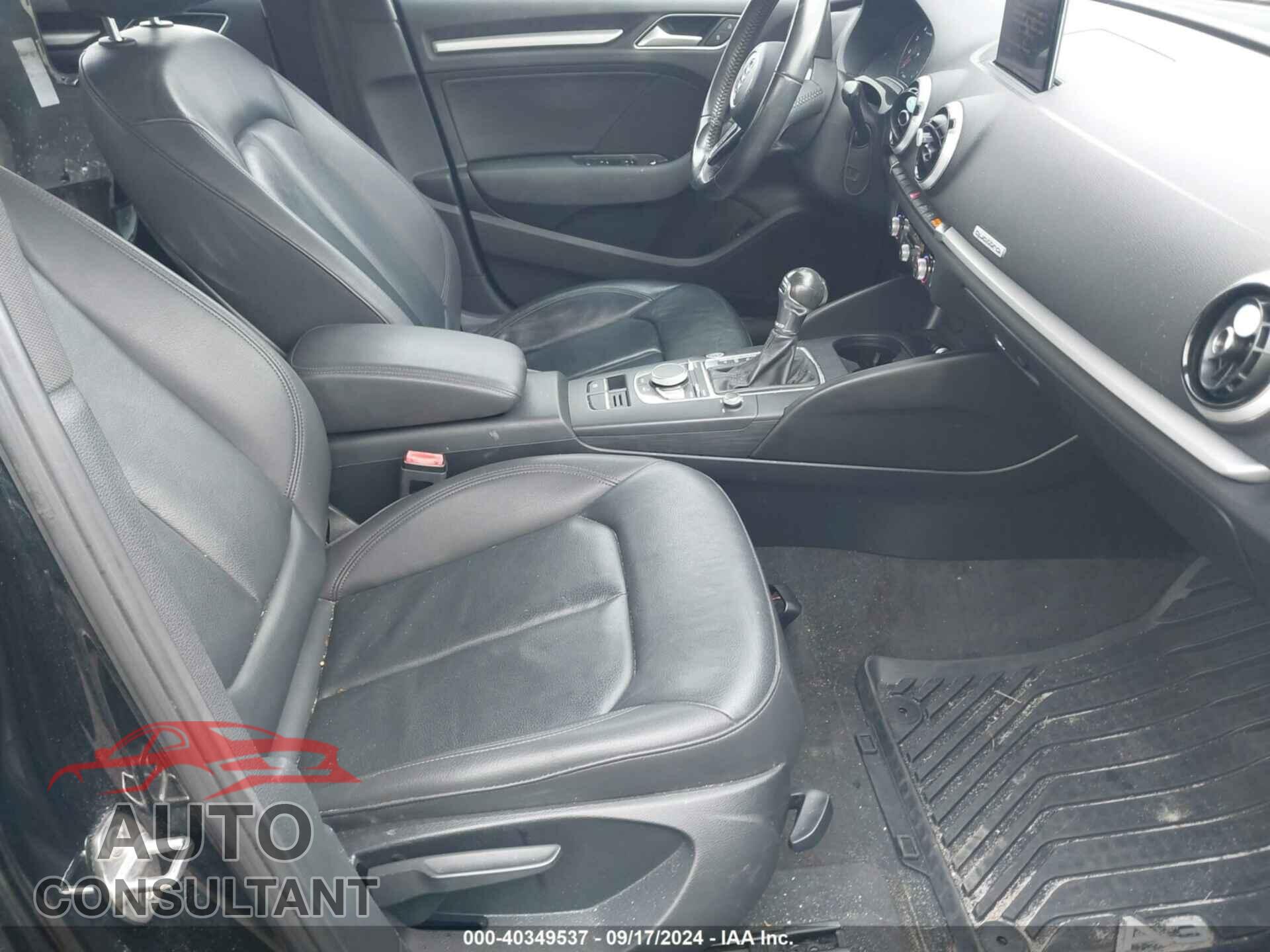 AUDI A3 2017 - WAUB8GFF6H1065394