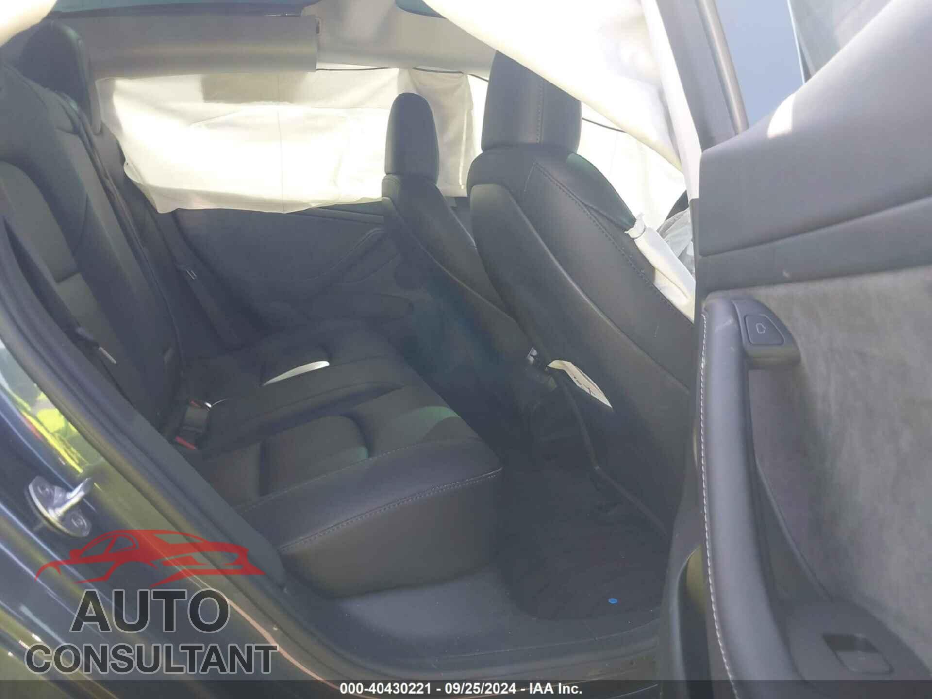 TESLA MODEL 3 2023 - 5YJ3E1EC7PF582729