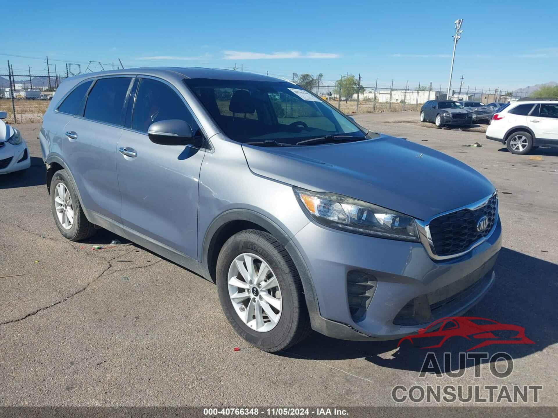 KIA SORENTO 2019 - 5XYPG4A32KG603328