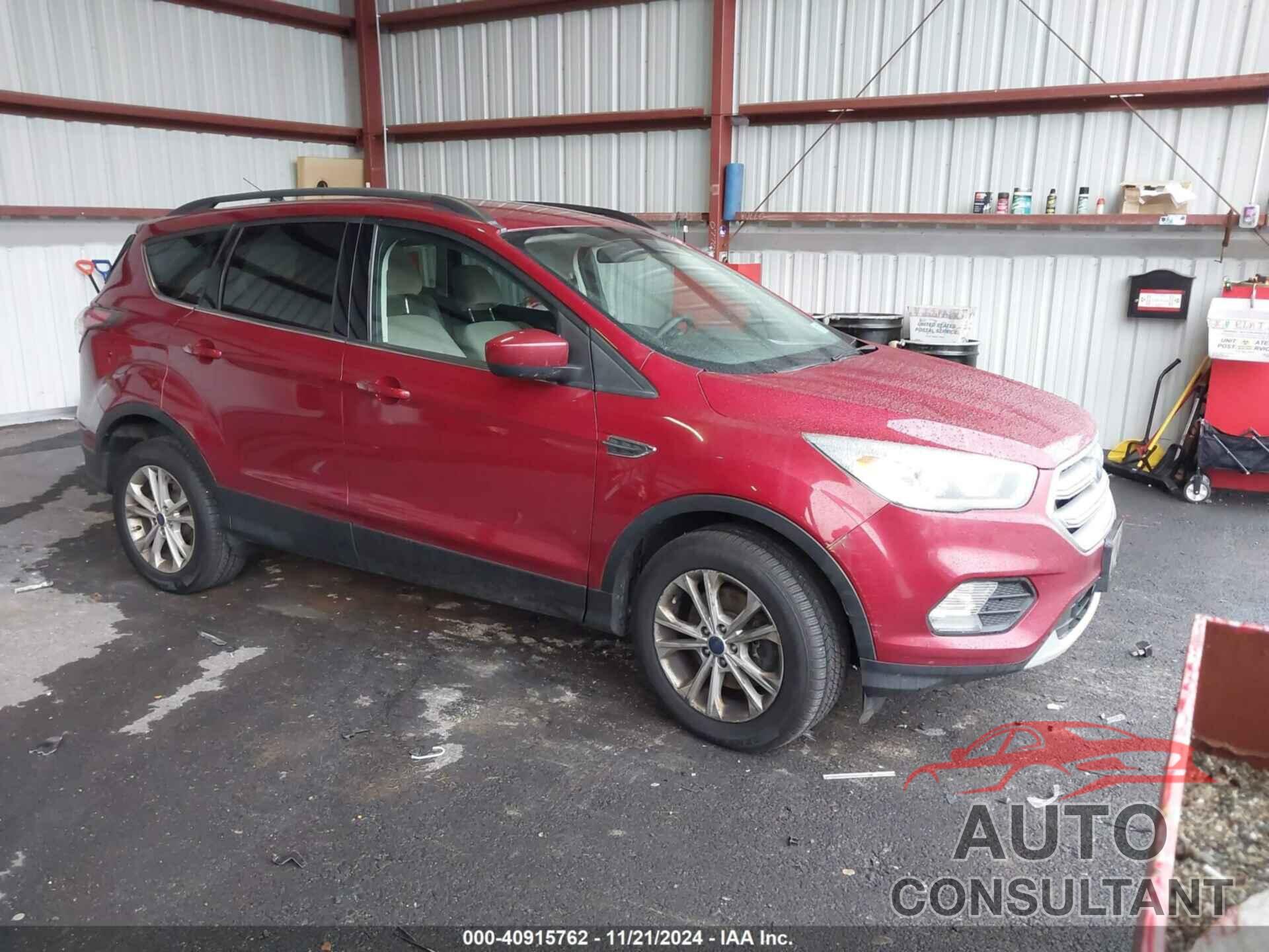 FORD ESCAPE 2017 - 1FMCU9G94HUB22001