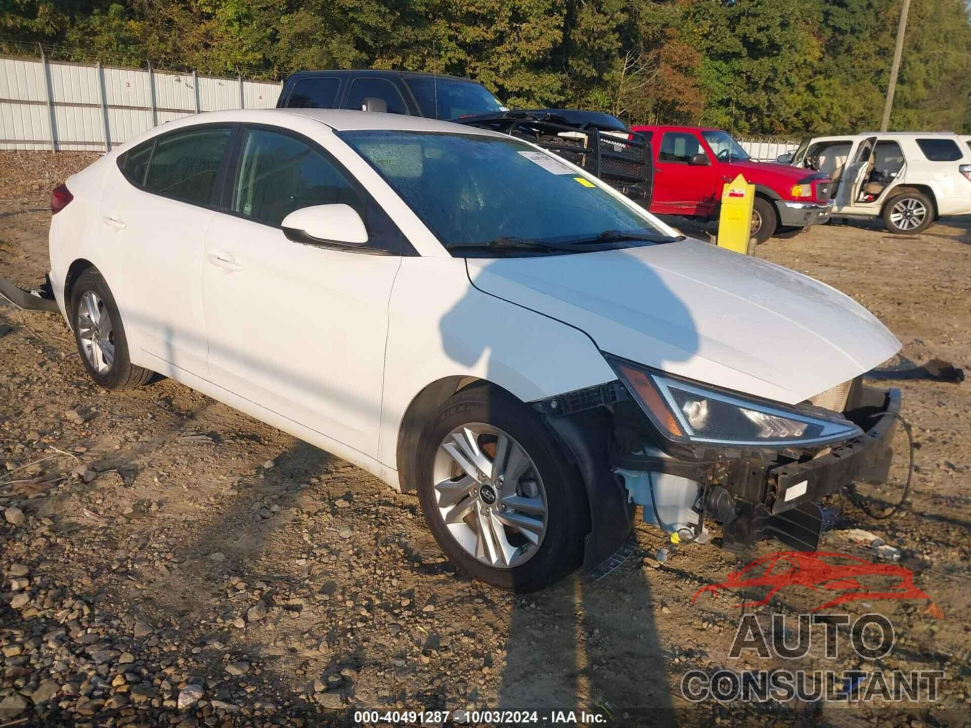 HYUNDAI ELANTRA 2020 - 5NPD84LF3LH627798