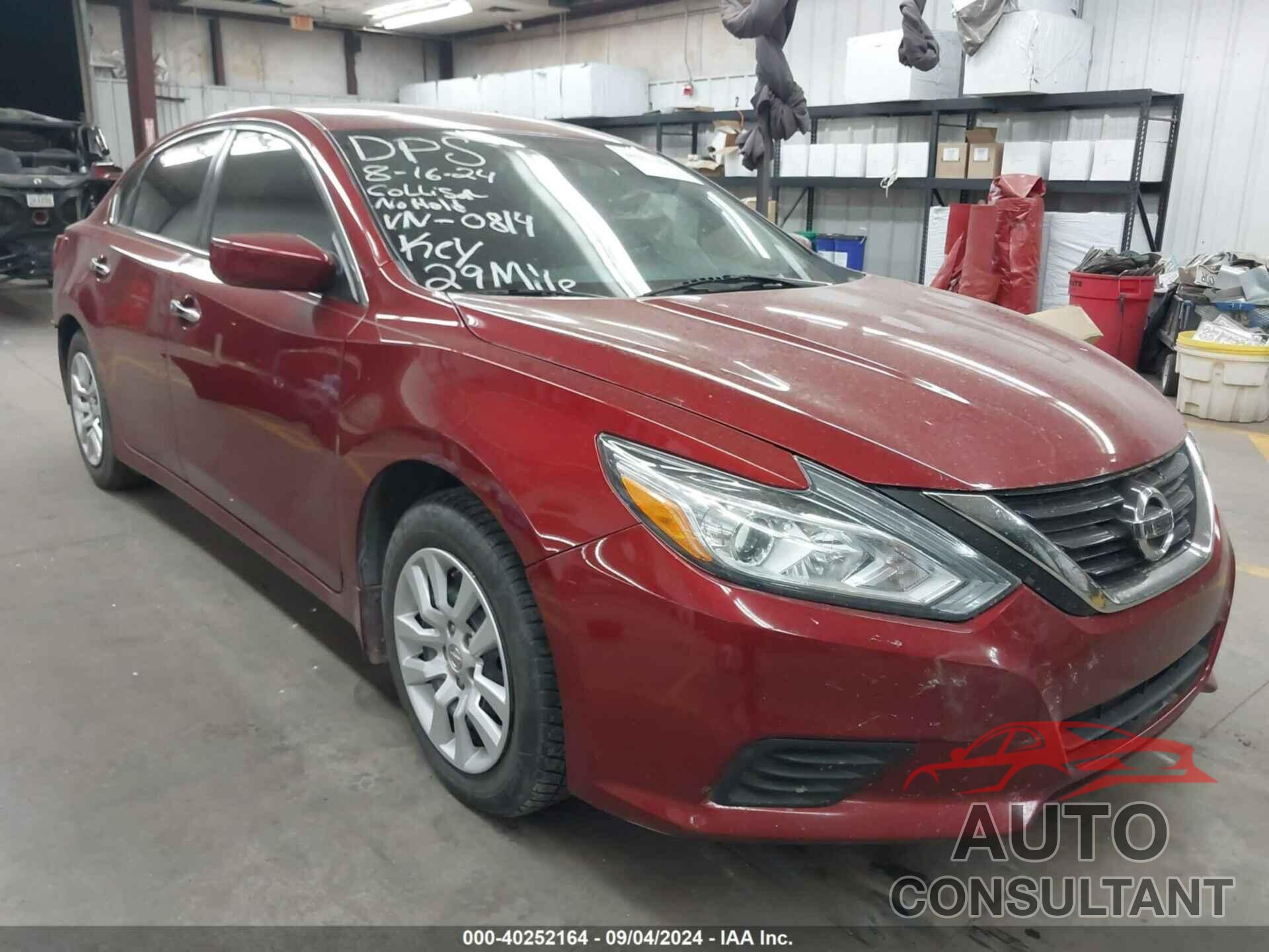 NISSAN ALTIMA 2017 - 1N4AL3AP8HC270814