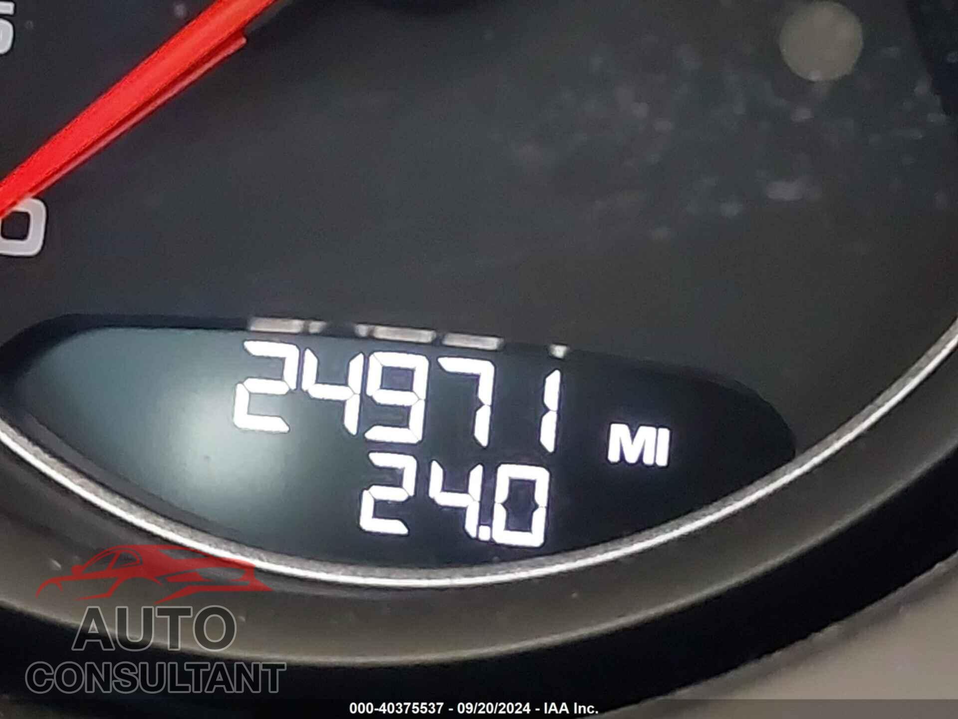 PORSCHE CAYENNE 2017 - WP1AD2A28HLA83397