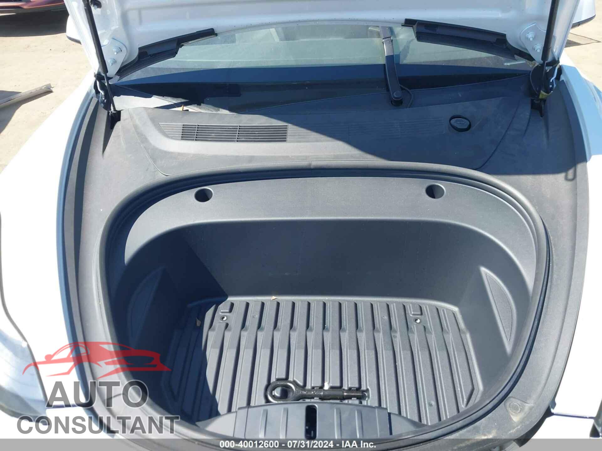 TESLA MODEL 3 2023 - 5YJ3E1EA0PF516909