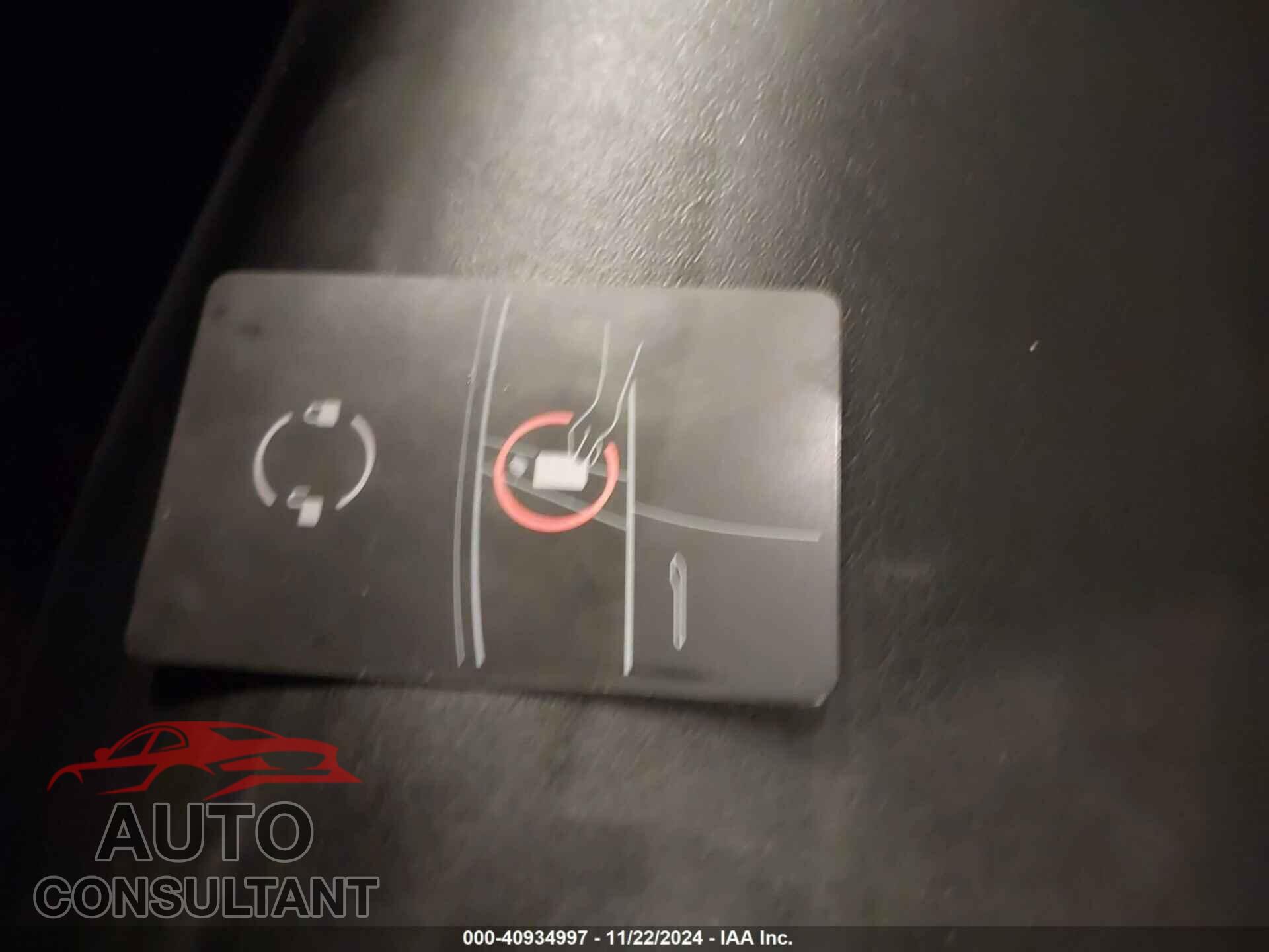 TESLA MODEL 3 2018 - 5YJ3E1EA4JF061392