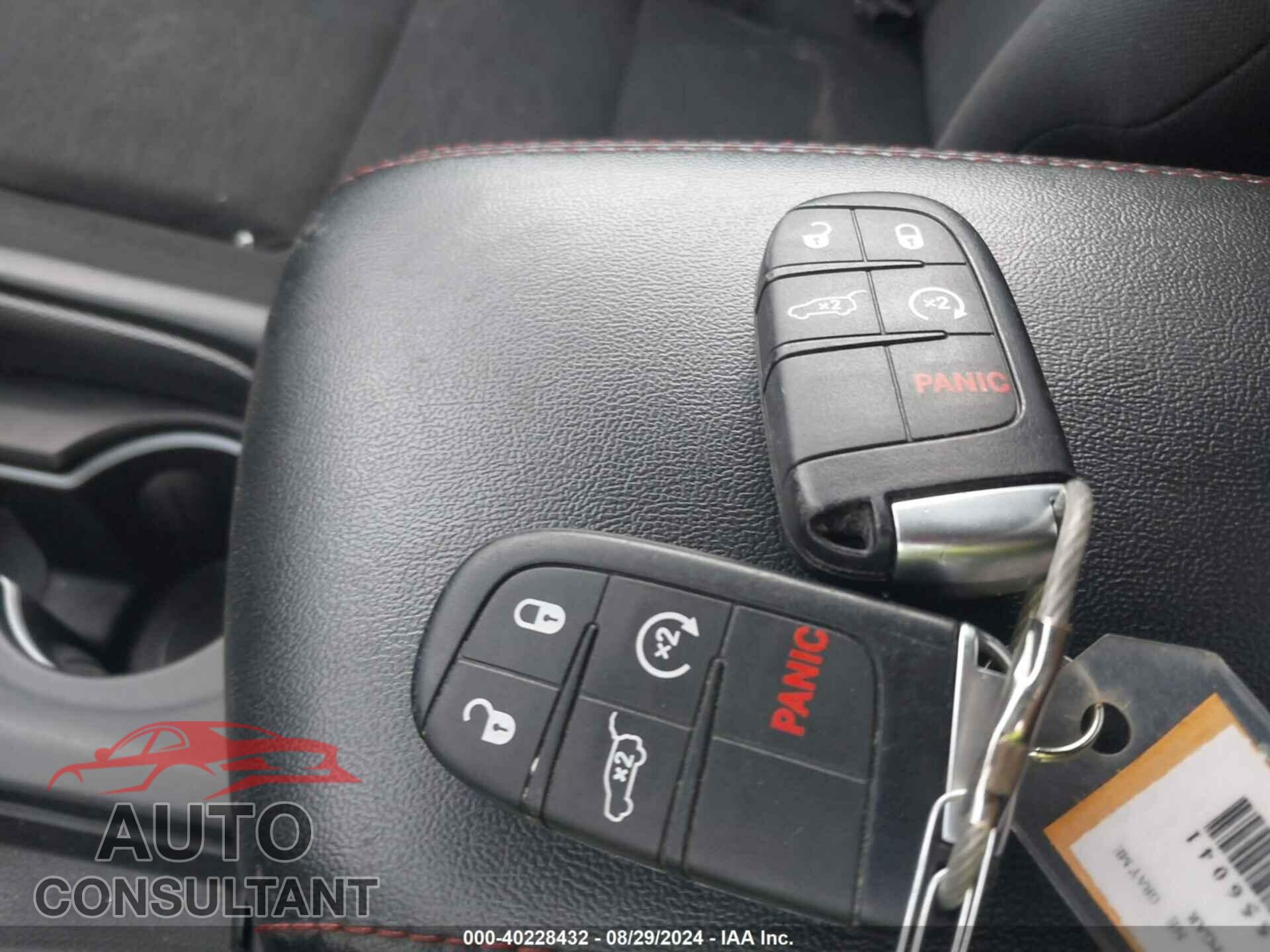 DODGE DURANGO 2023 - 1C4RDJDG6PC556041
