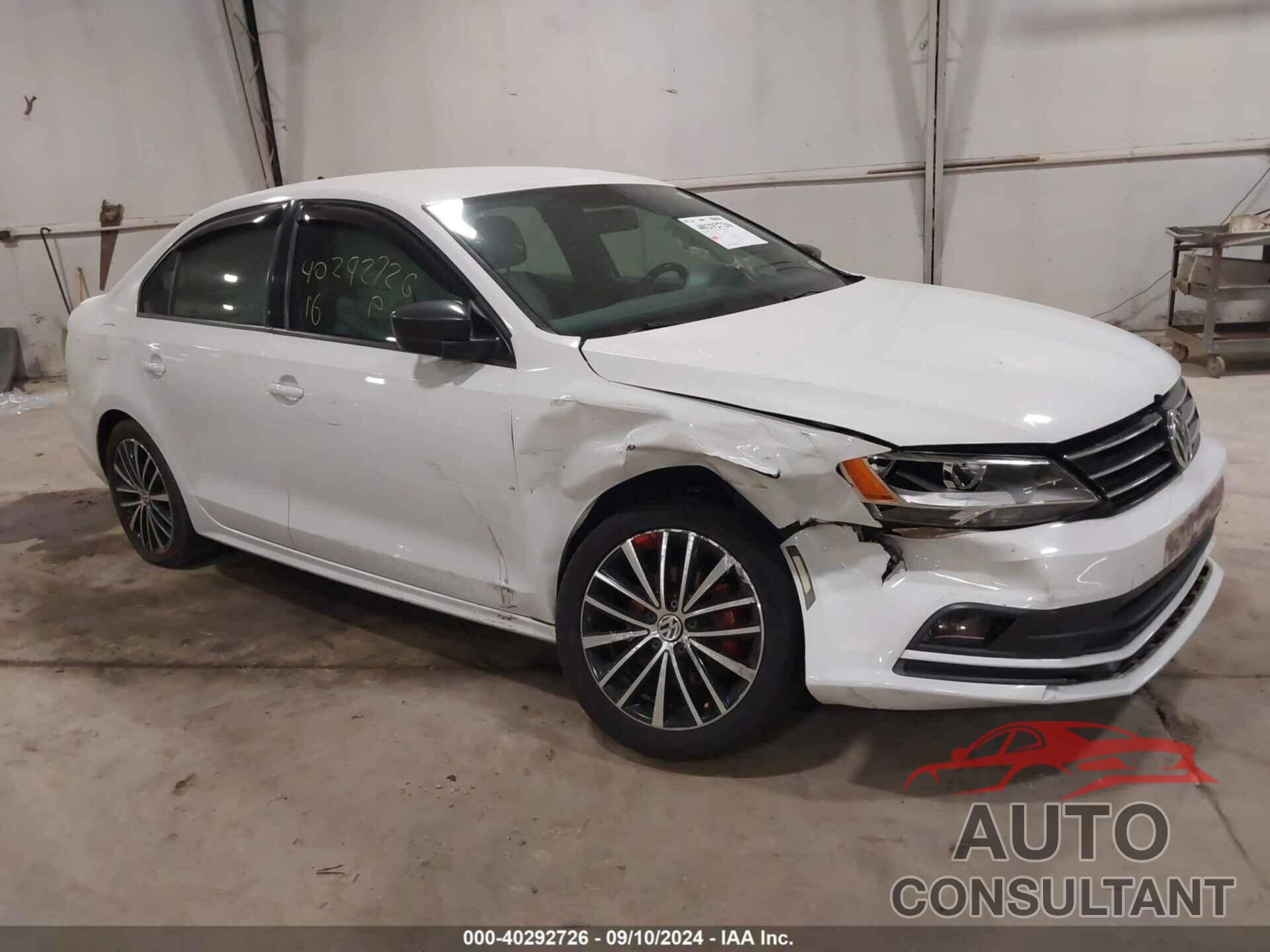 VOLKSWAGEN JETTA 2016 - 3VWD17AJ5GM394159