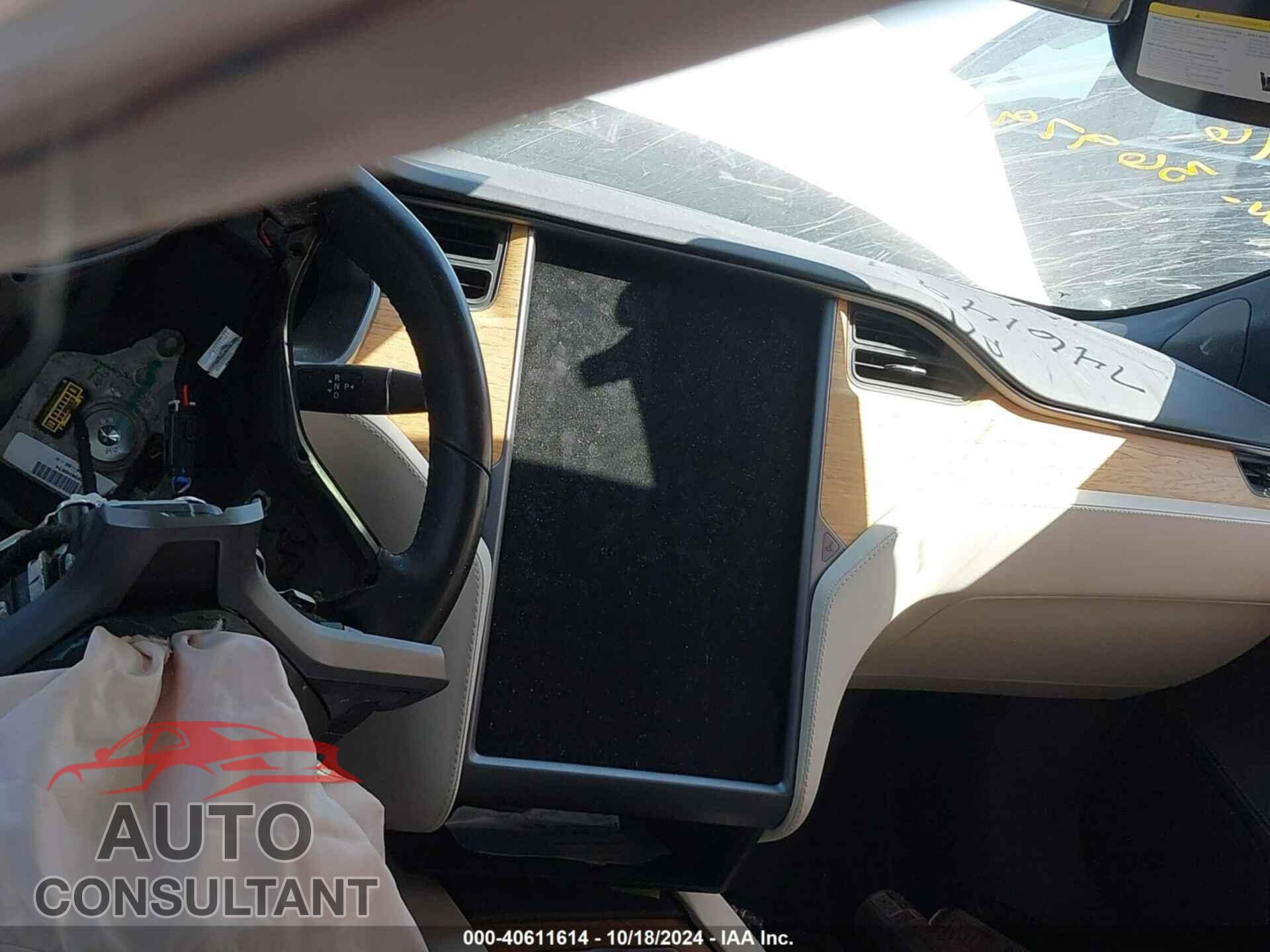 TESLA MODEL S 2020 - 5YJSA1E29LF369791