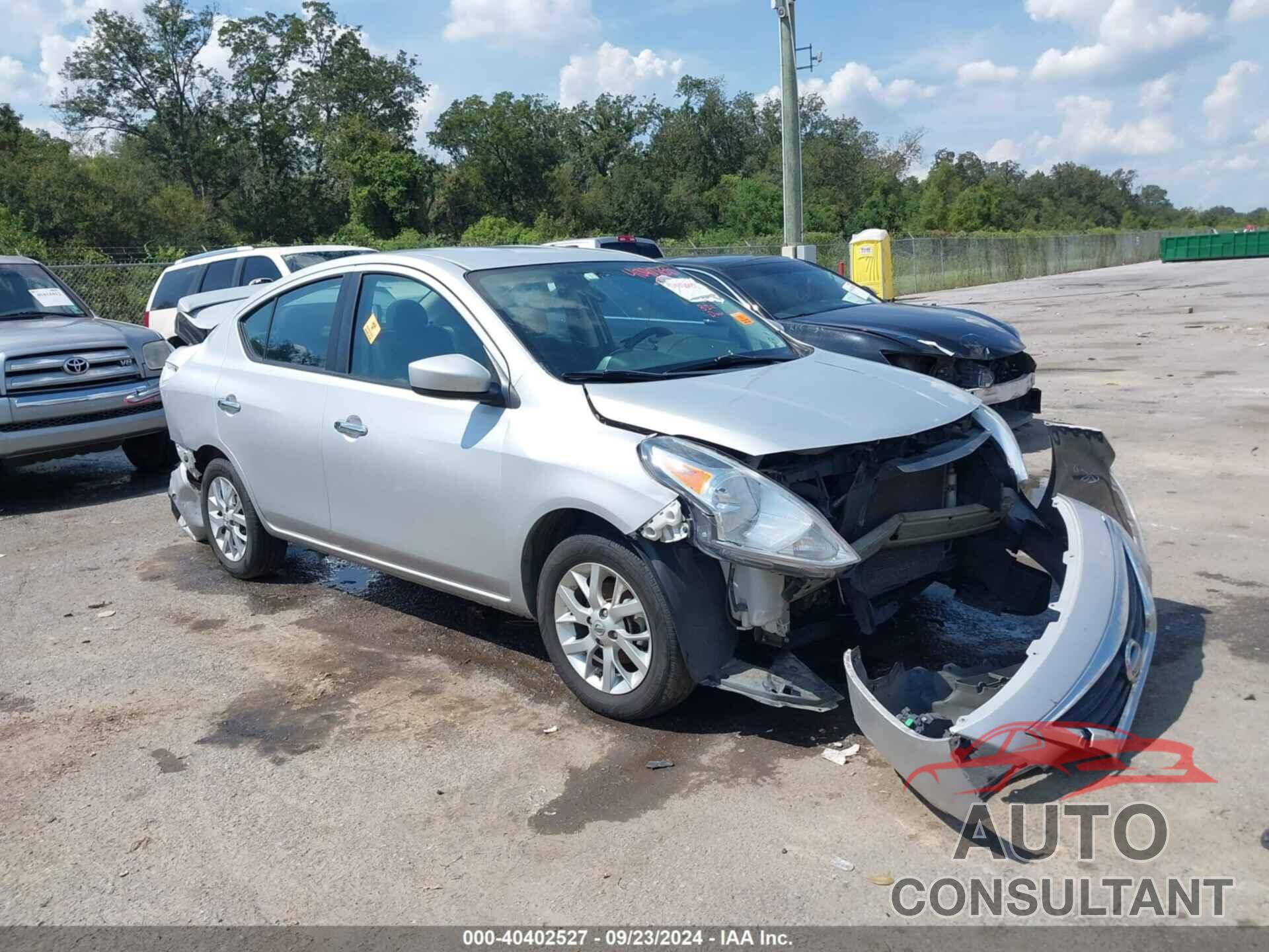 NISSAN VERSA 2018 - 3N1CN7AP3JL871405