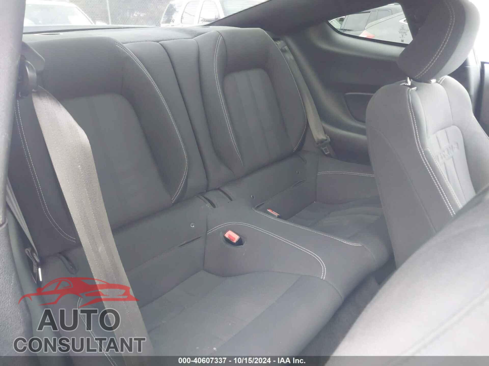 FORD MUSTANG 2018 - 1FA6P8CF0J5123215