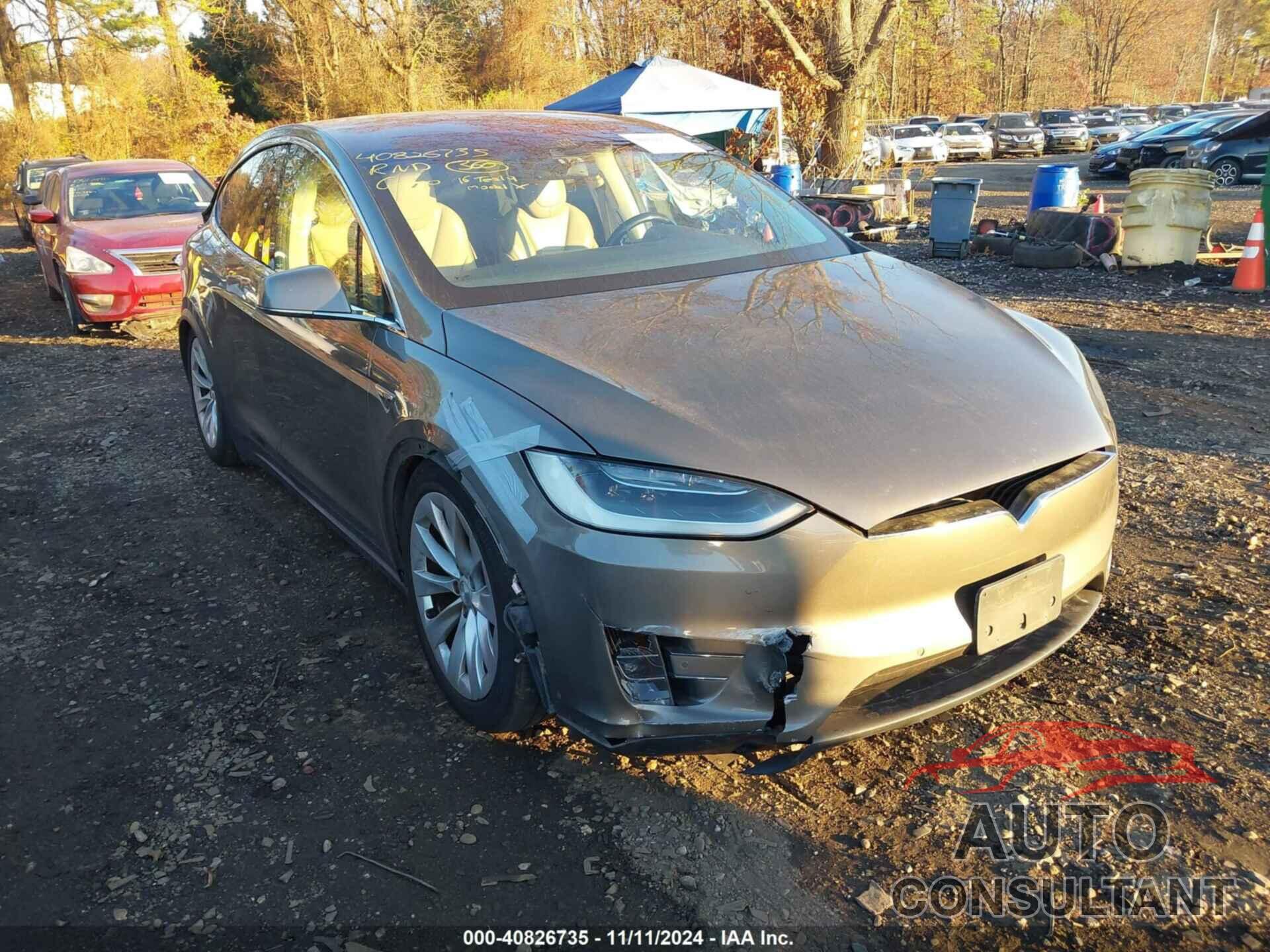 TESLA MODEL X 2016 - 5YJXCAE28GF003939