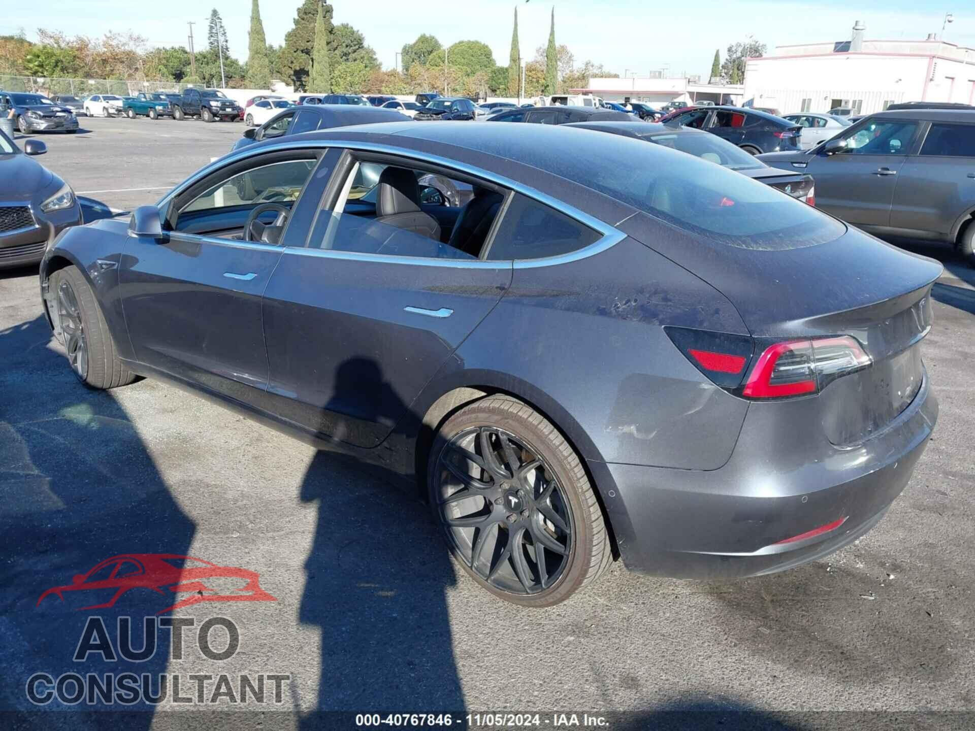 TESLA MODEL 3 2018 - 5YJ3E1EAXJF044208
