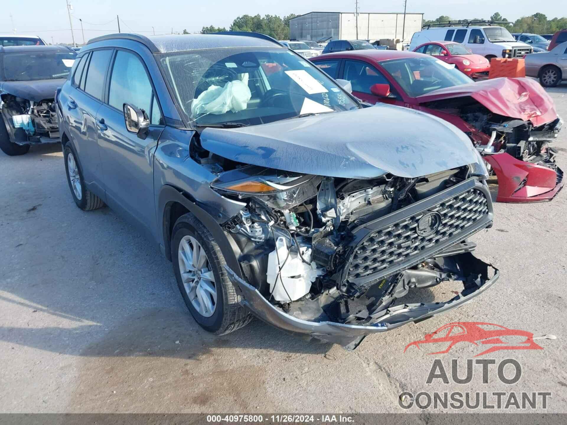 TOYOTA COROLLA CROSS 2023 - 7MUCAAAG1PV060555