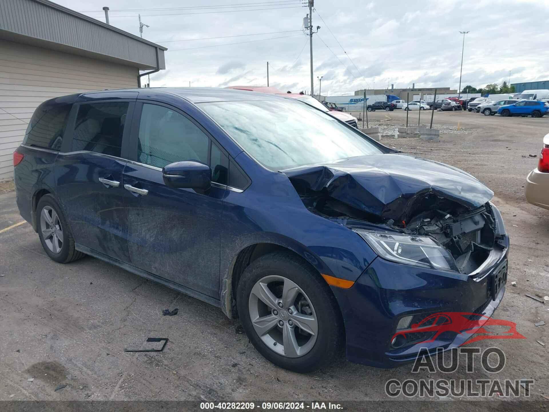 HONDA ODYSSEY 2018 - 5FNRL6H79JB050899