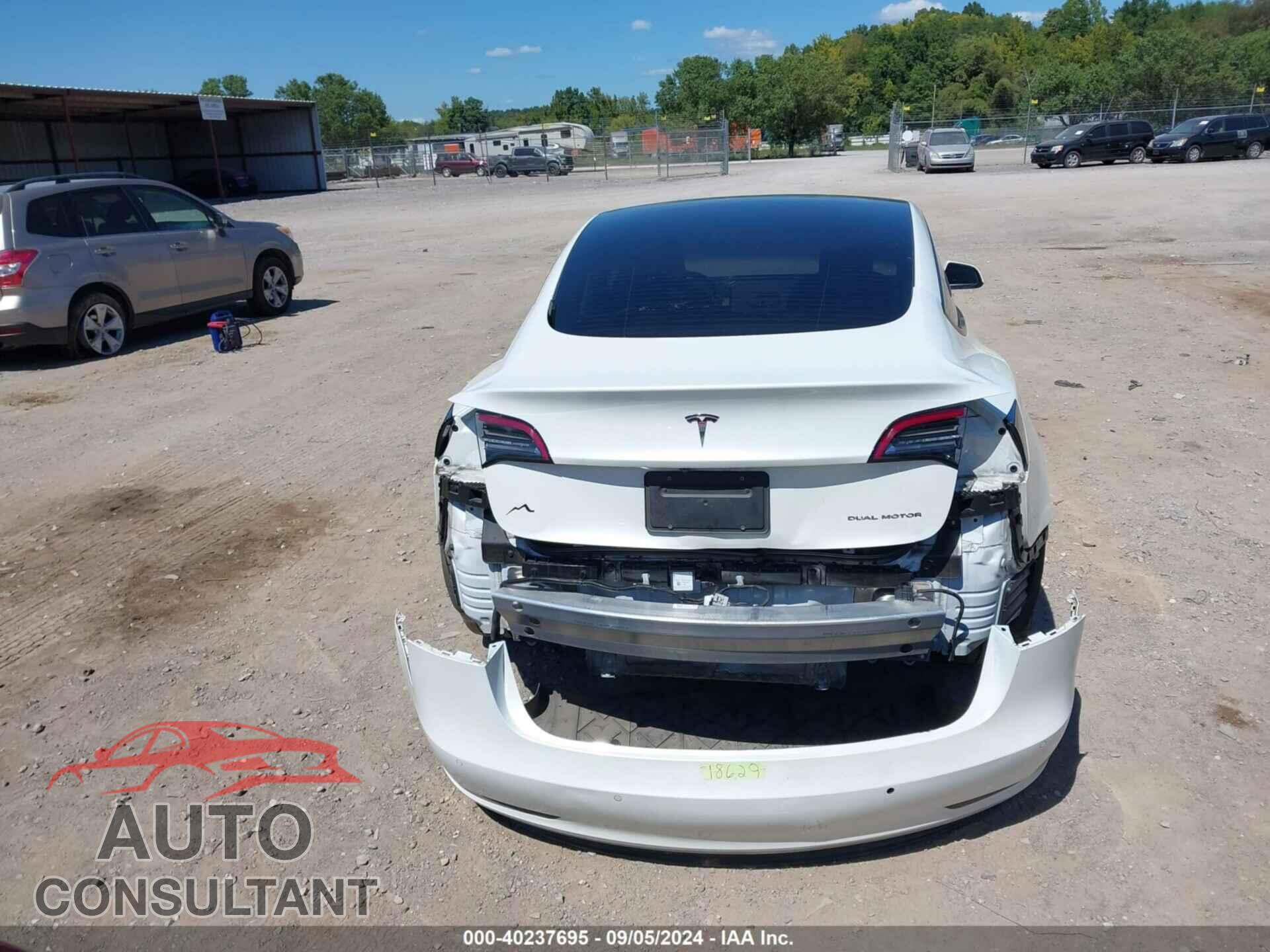 TESLA MODEL 3 2022 - 5YJ3E1EB0NF186548