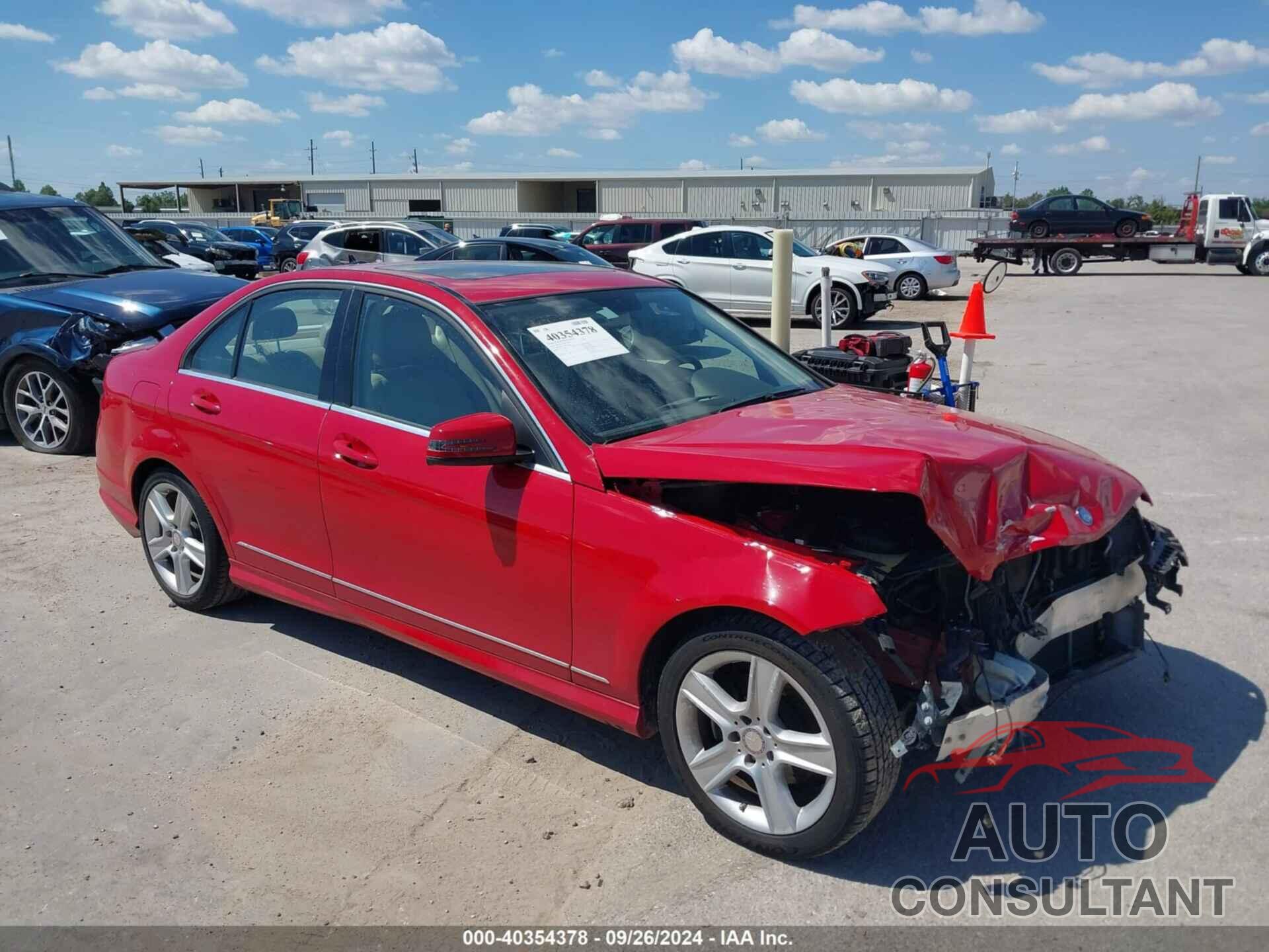 MERCEDES-BENZ C 300 2010 - WDDGF5EB2AR130367