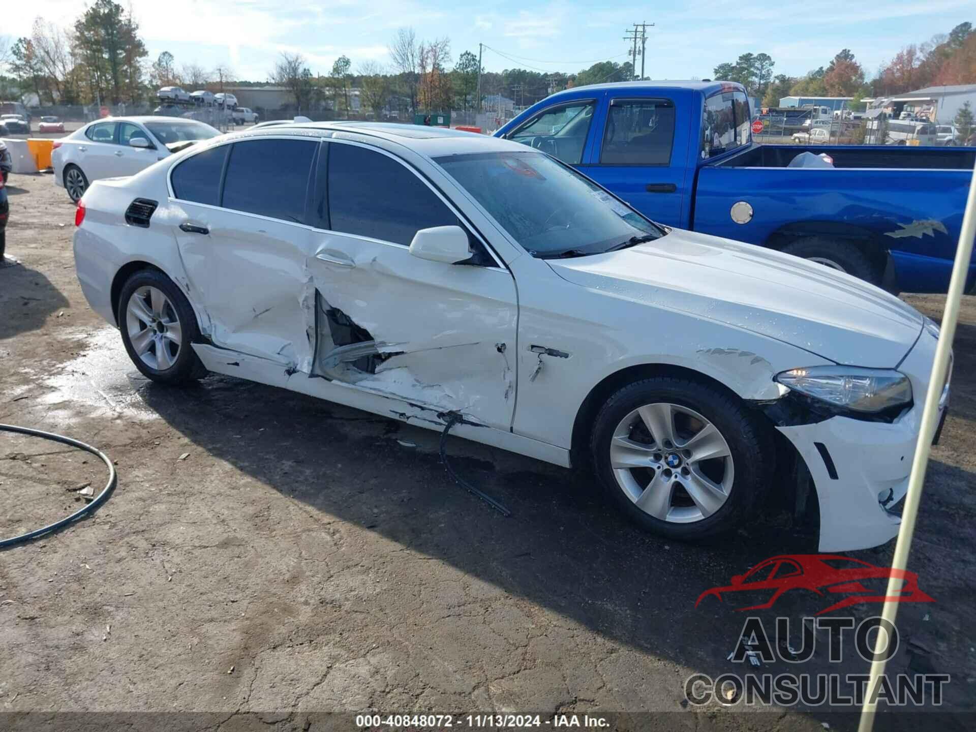 BMW 528I 2011 - WBAFR1C59BC746619