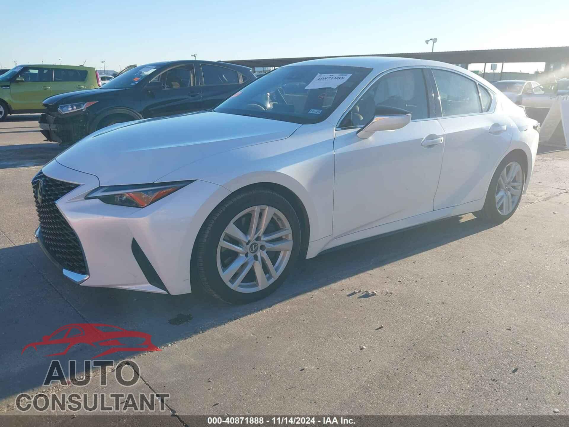 LEXUS IS 300 2021 - JTHAA1D28M5117481