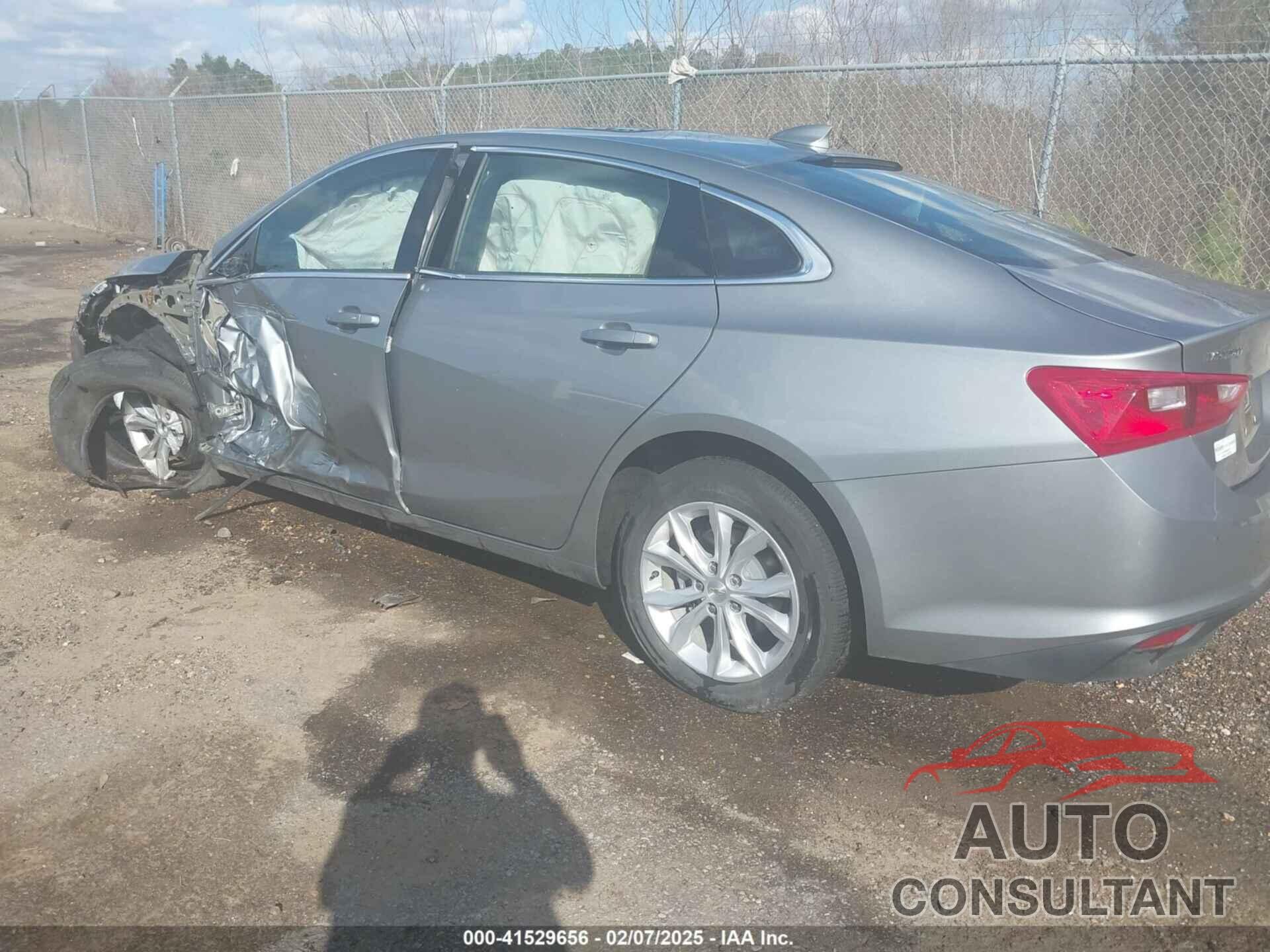 CHEVROLET MALIBU 2024 - 1G1ZD5ST2RF124564