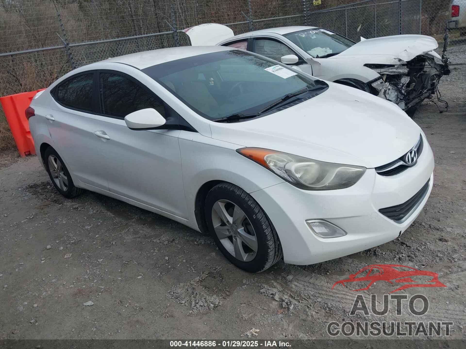 HYUNDAI ELANTRA 2013 - 5NPDH4AE5DH278400