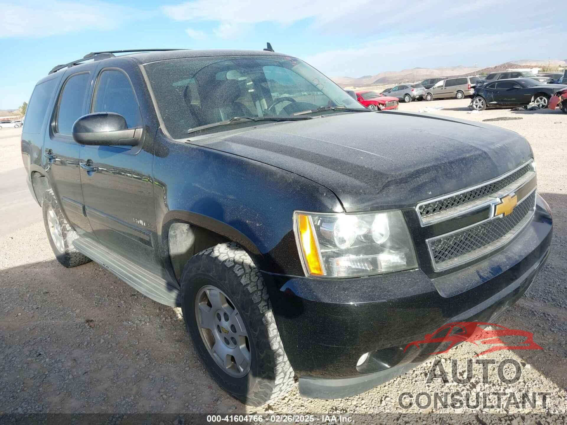 CHEVROLET TAHOE 2013 - 1GNSCAE03DR193235