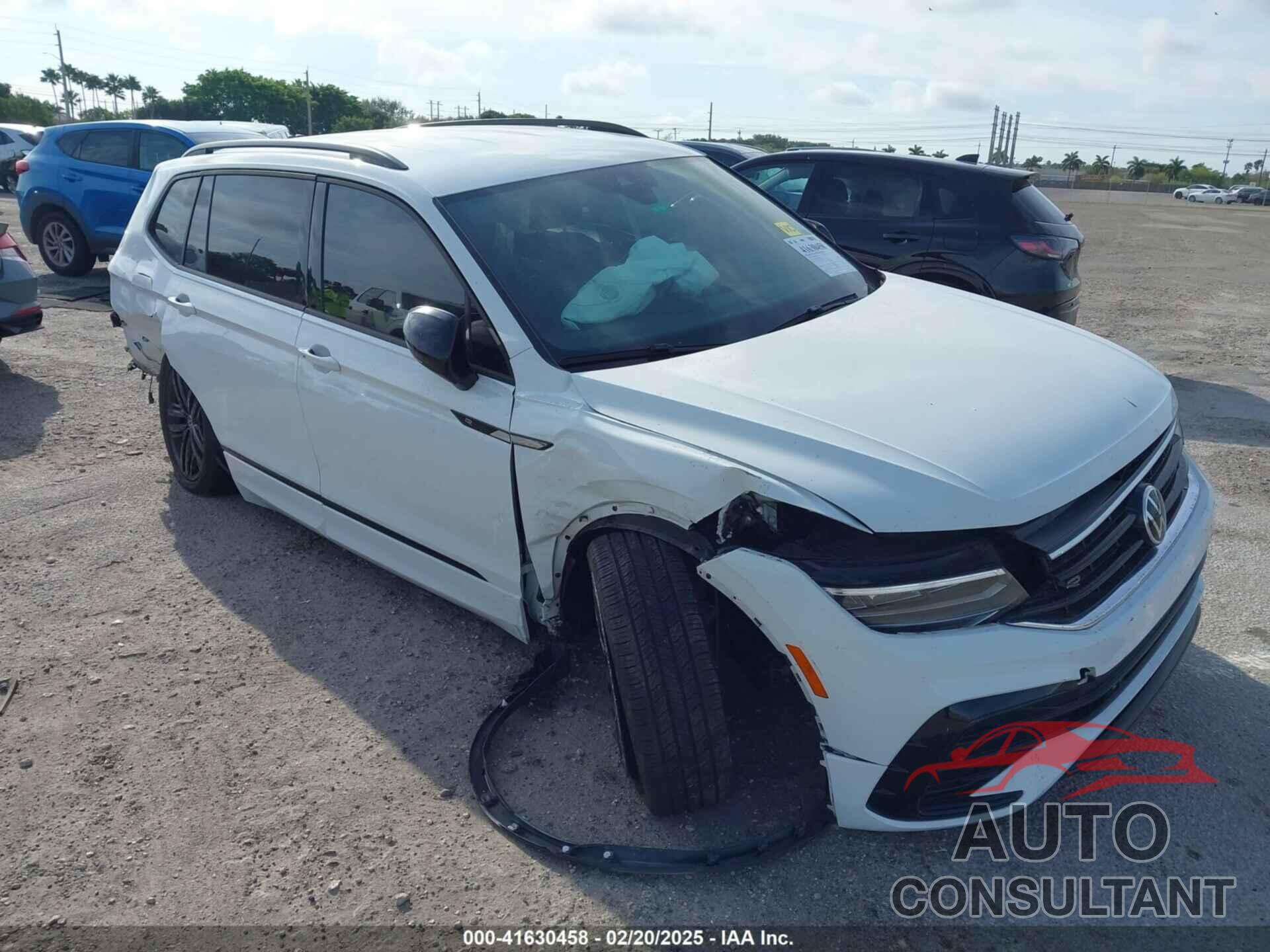 VOLKSWAGEN TIGUAN 2022 - 3VVCB7AX5NM007401