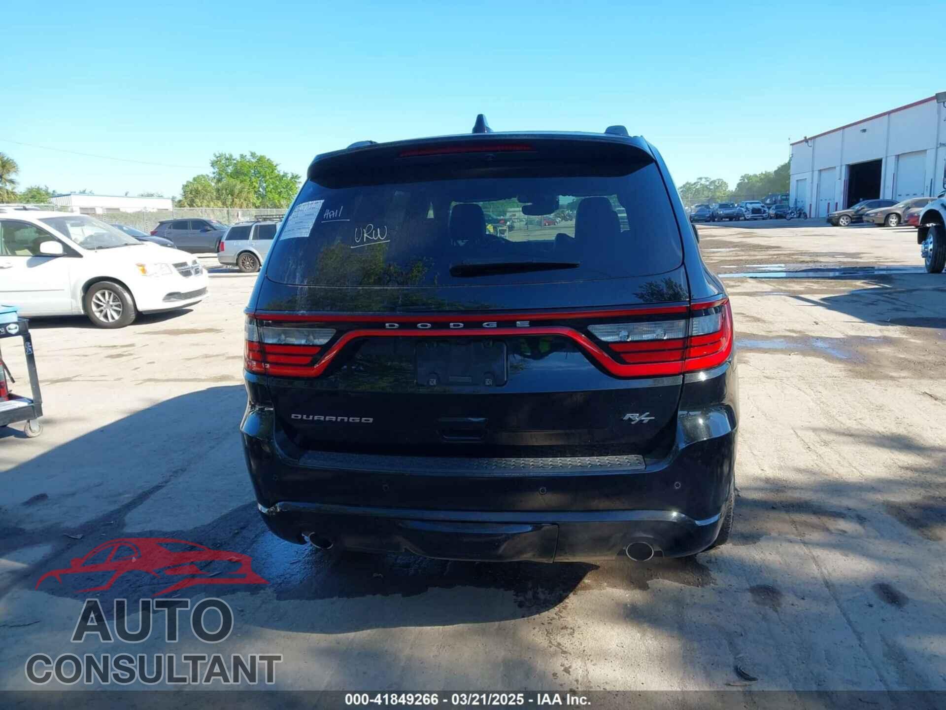 DODGE DURANGO 2023 - 1C4SDHCT0PC553242