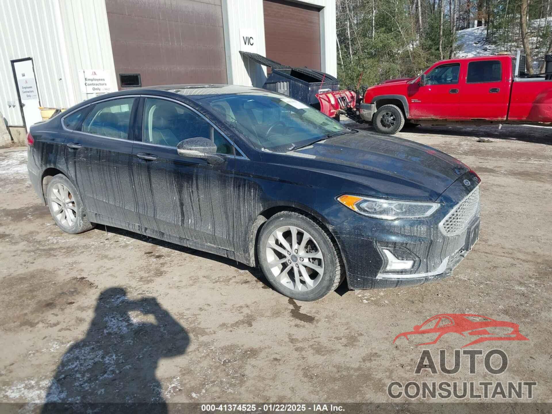 FORD FUSION 2020 - 3FA6P0SU1LR101015