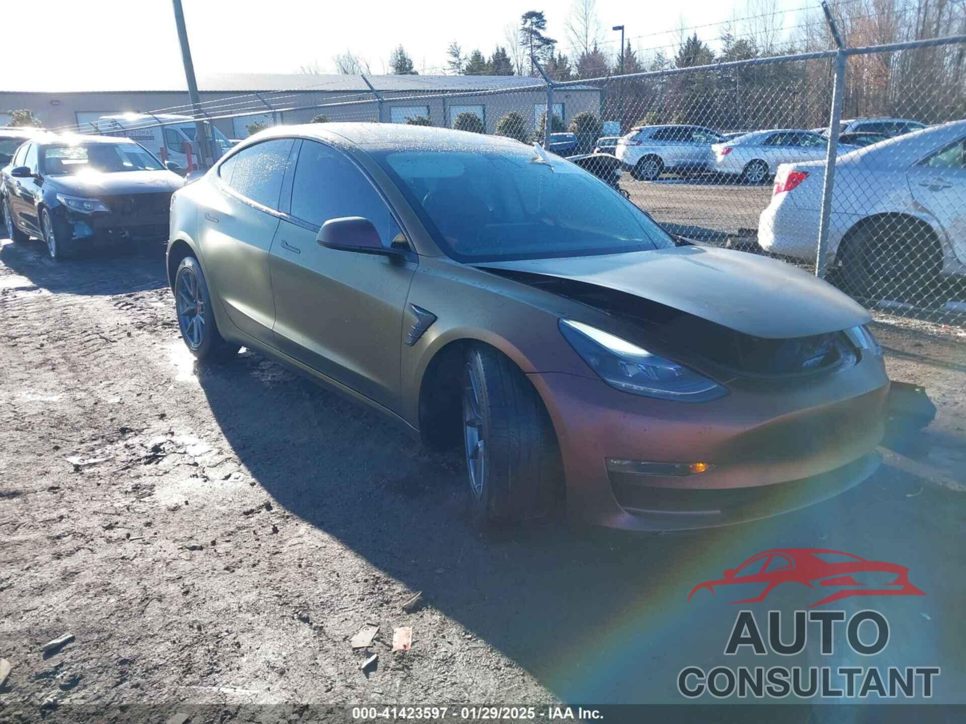 TESLA MODEL 3 2022 - 5YJ3E1EB5NF275337