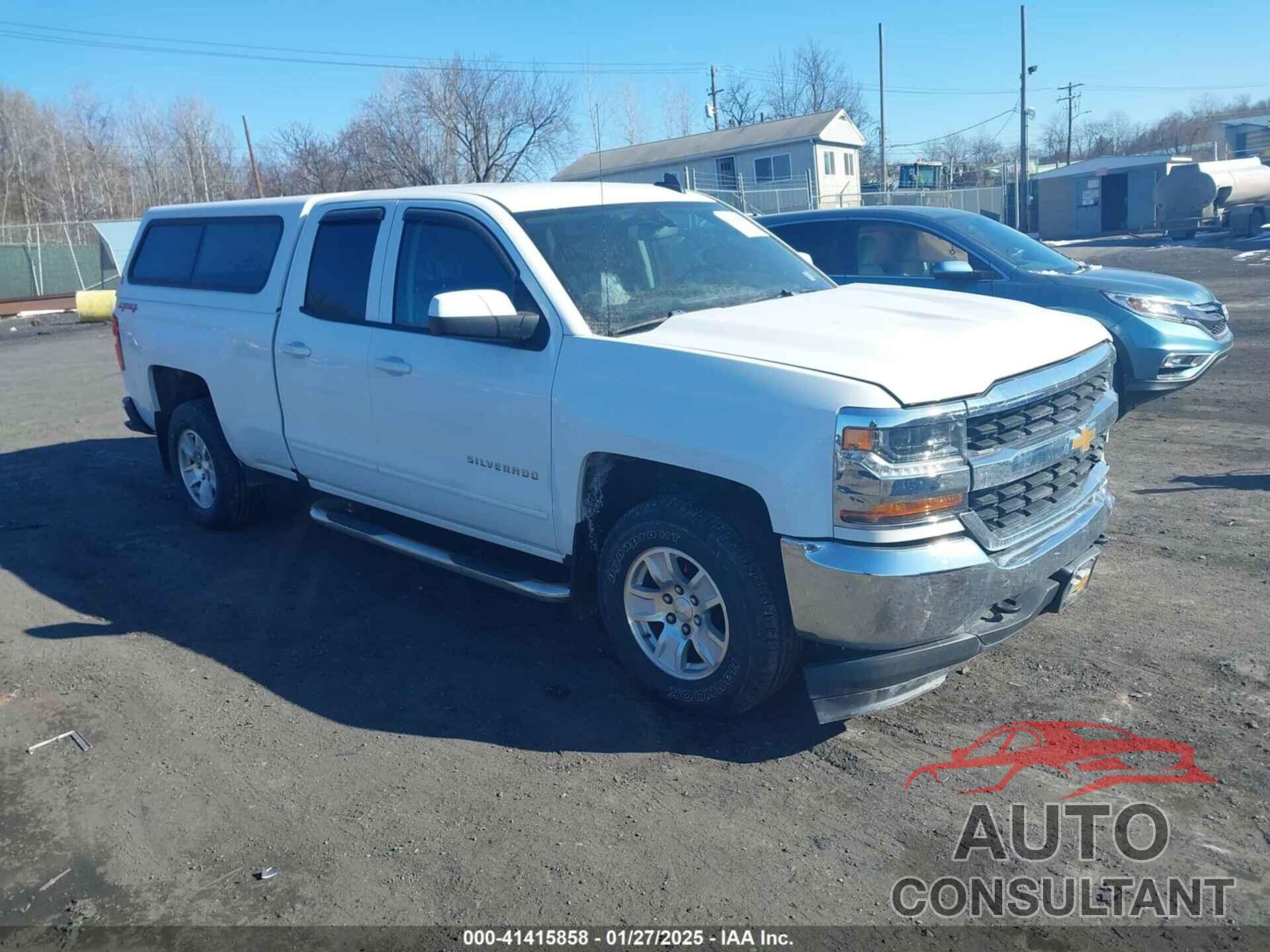 CHEVROLET SILVERADO 1500 2018 - 1GCVKREC4JZ334052