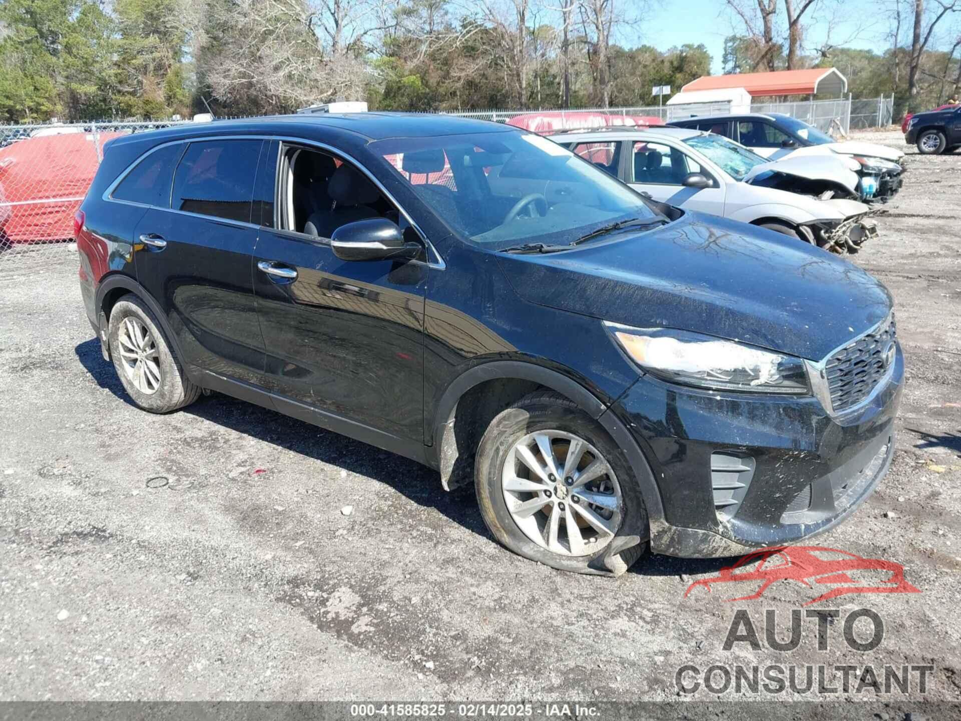 KIA SORENTO 2019 - 5XYPG4A38KG595526