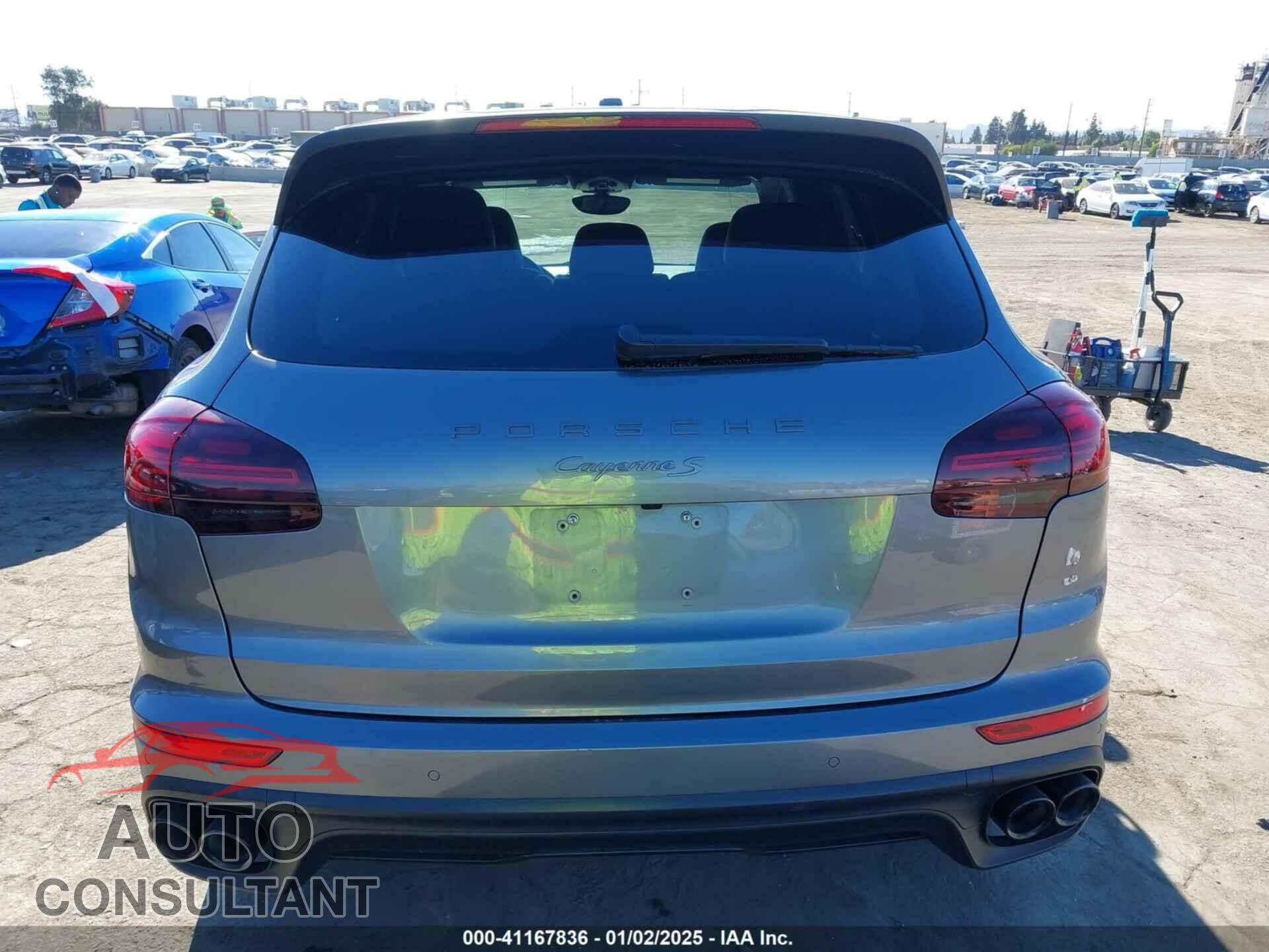 PORSCHE CAYENNE 2018 - WP1AB2A26JLA60342