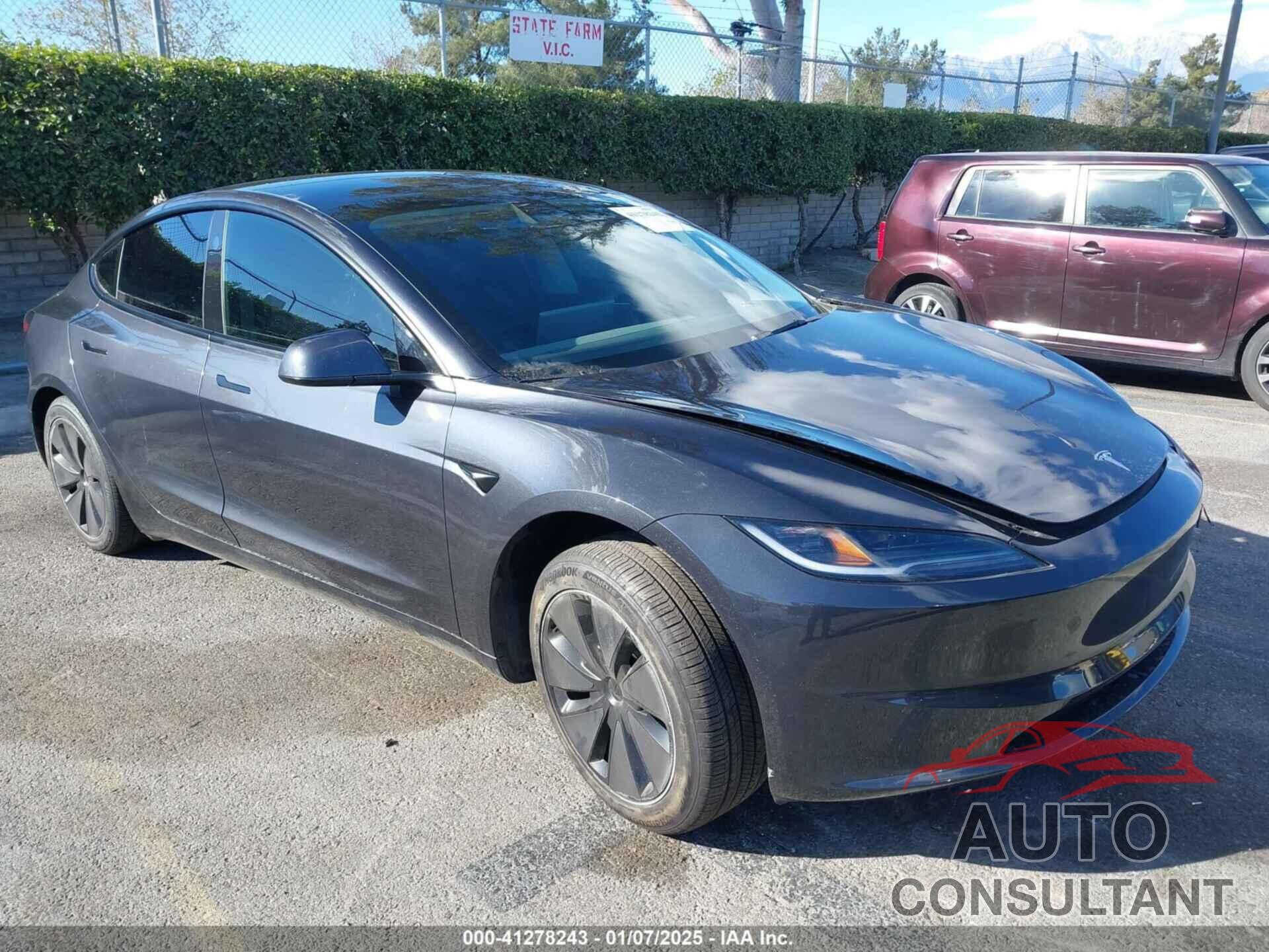 TESLA MODEL 3 2024 - 5YJ3E1EA0RF718703