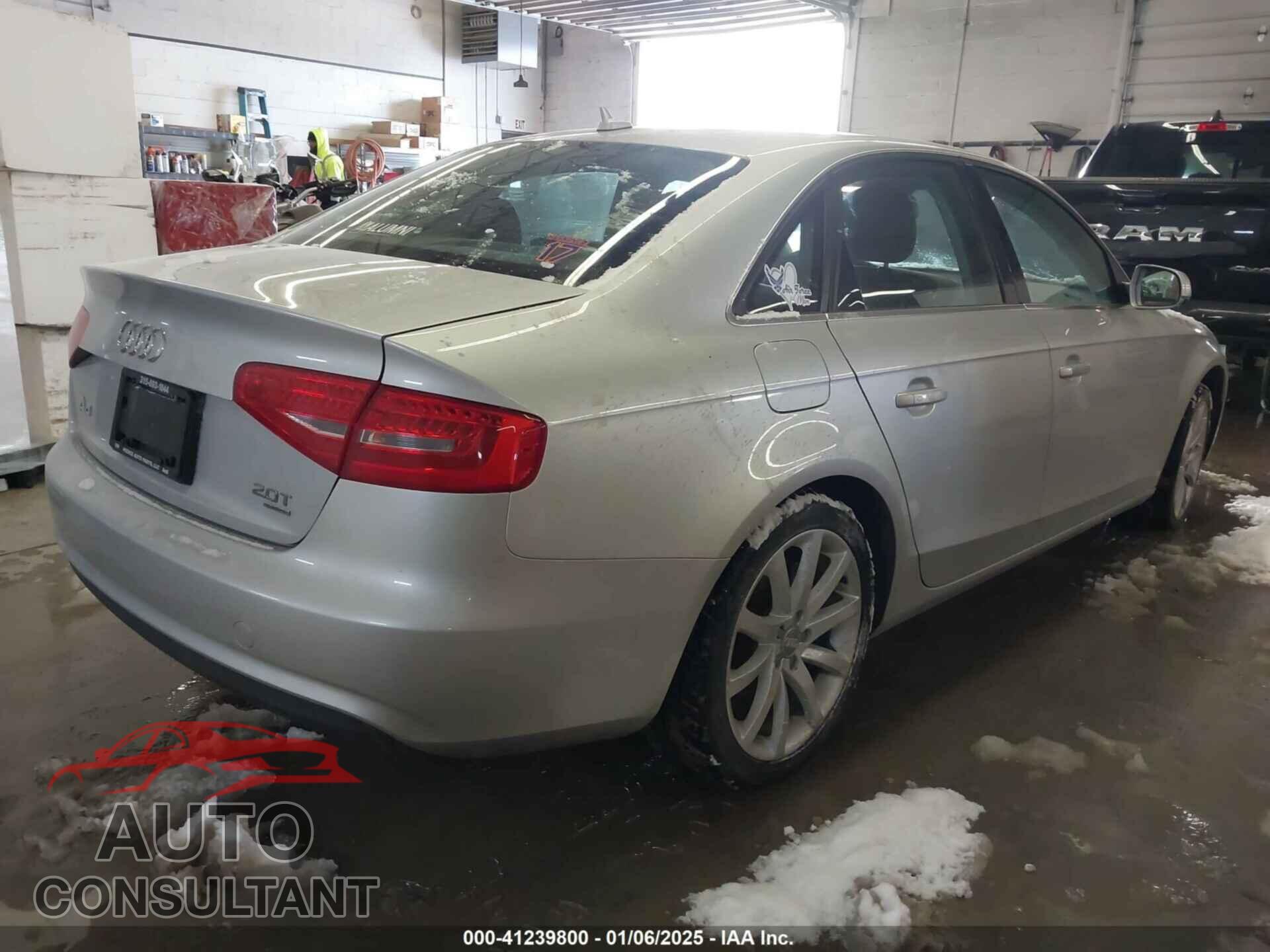 AUDI A4 2013 - WAUFFAFL2DN034611
