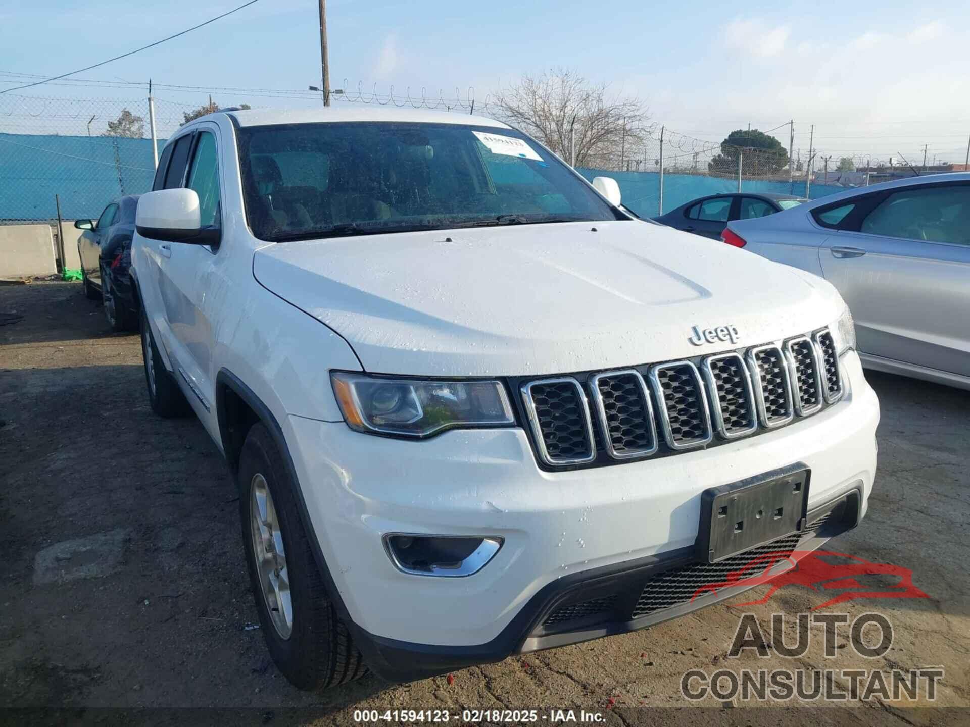 JEEP GRAND CHEROKEE 2017 - 1C4RJEAG3HC696635