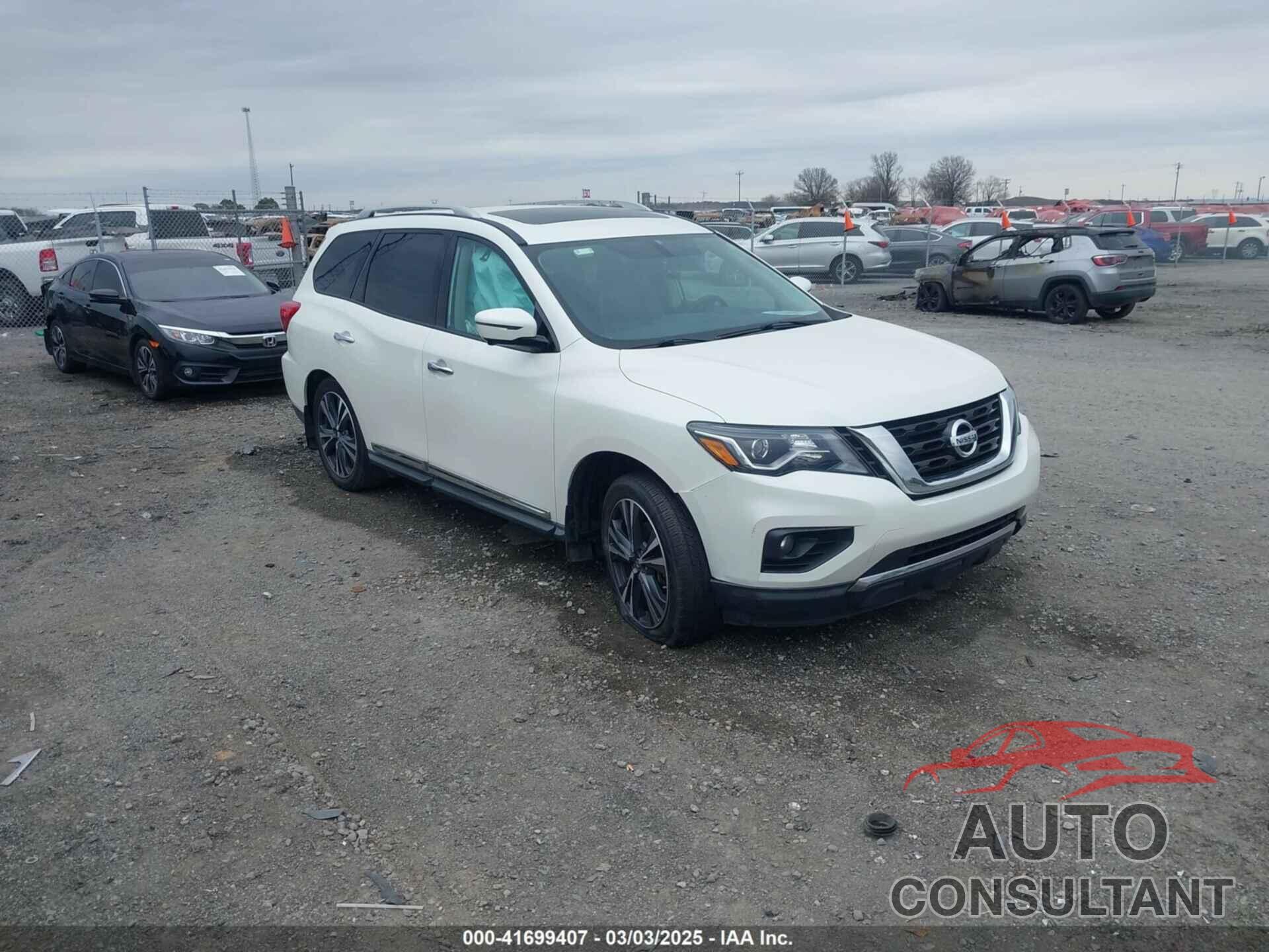 NISSAN PATHFINDER 2017 - 5N1DR2MN4HC612538