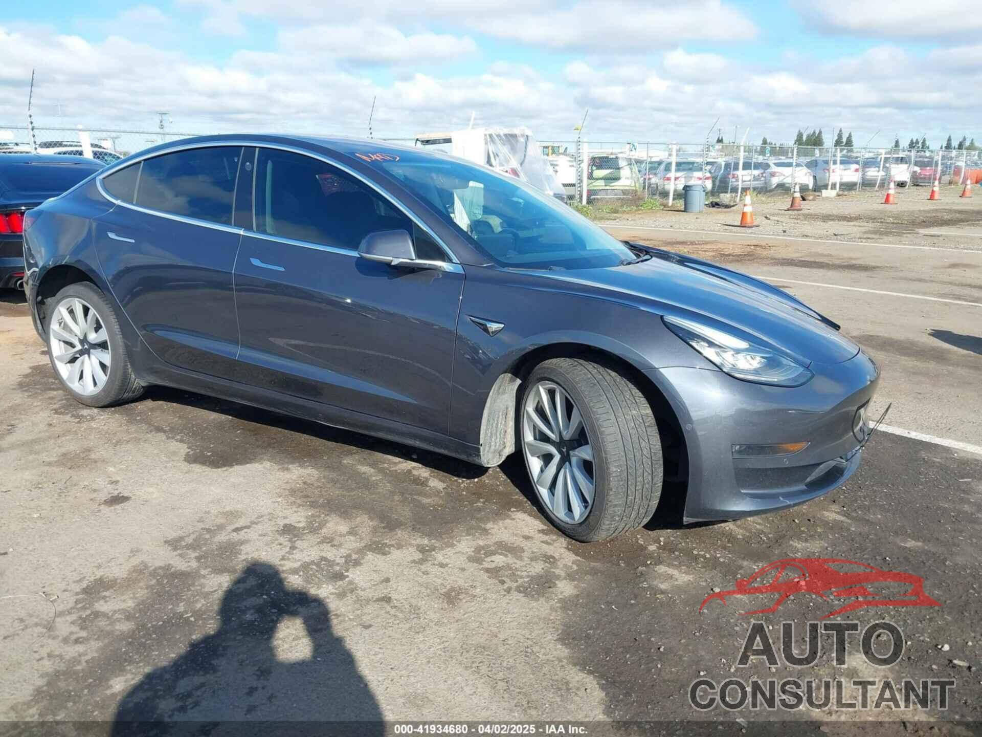TESLA MODEL 3 2018 - 5YJ3E1EA4JF006036