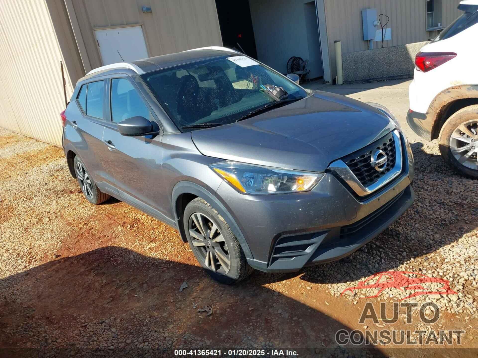 NISSAN KICKS 2018 - 3N1CP5CU9JL545559