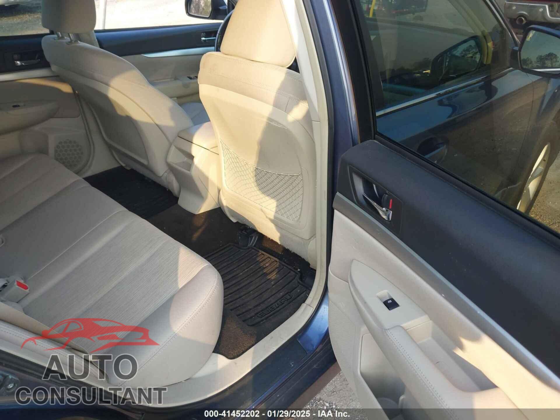 SUBARU OUTBACK 2013 - 4S4BRCBC1D3268014