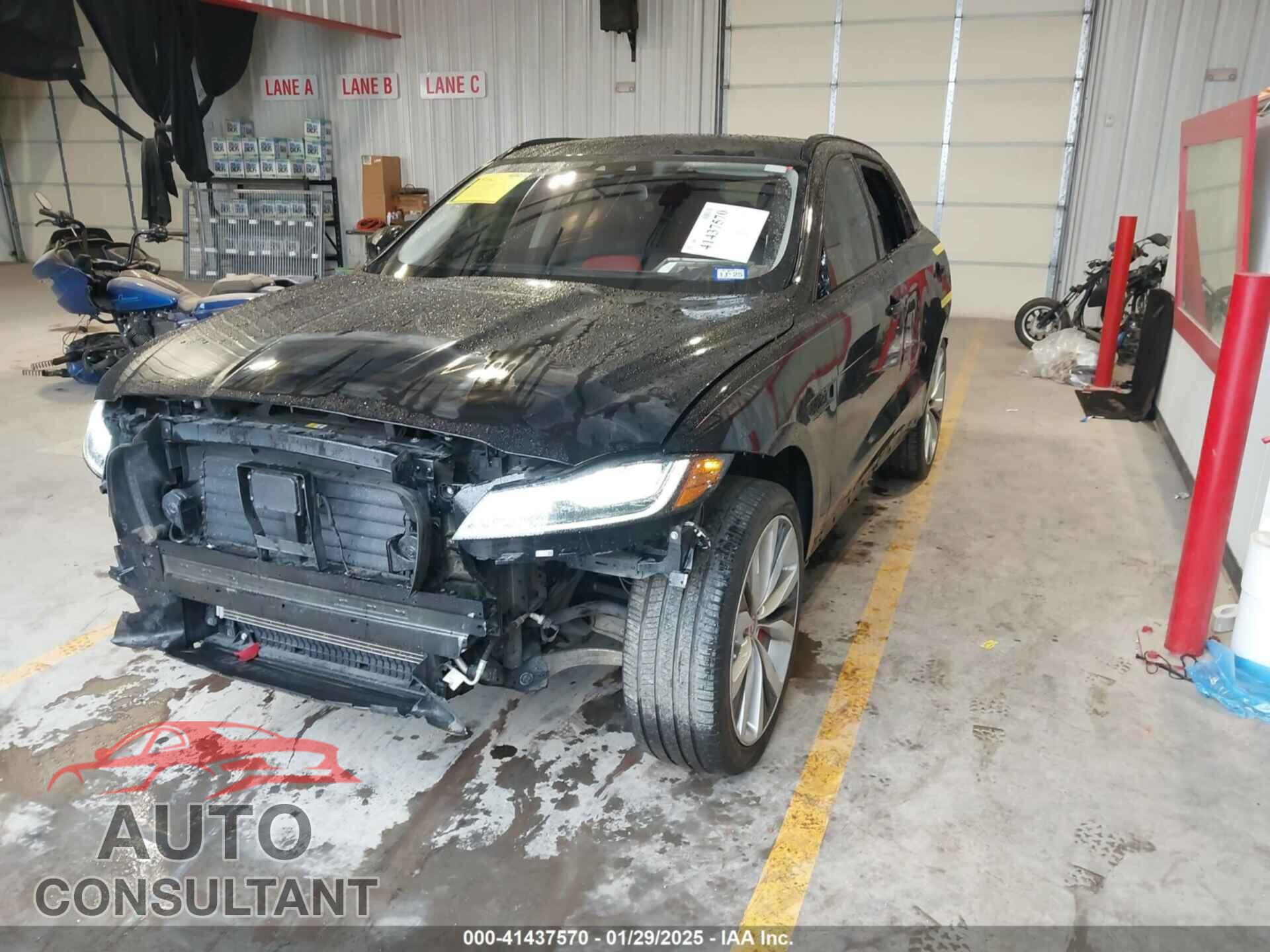 JAGUAR F-PACE 2017 - SADCL2BV3HA068568