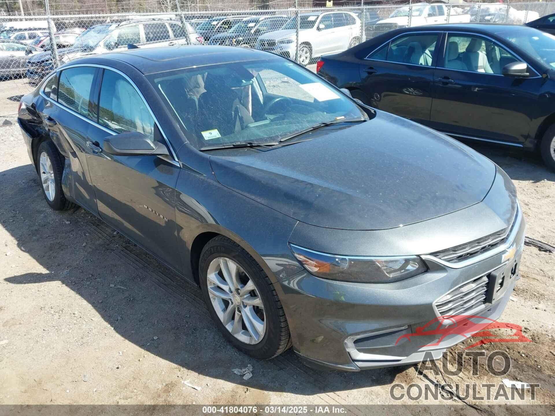 CHEVROLET MALIBU 2017 - 1G1ZE5ST4HF220854