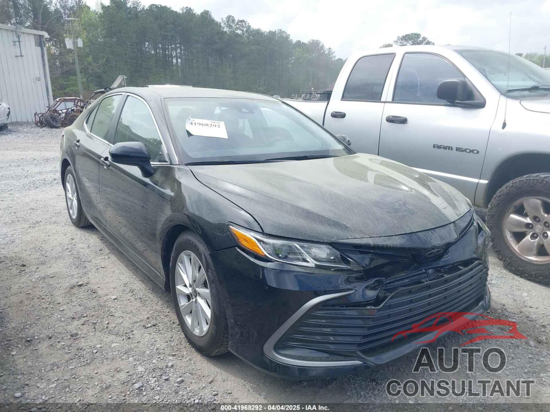 TOYOTA CAMRY 2021 - 4T1C11AK1MU573886