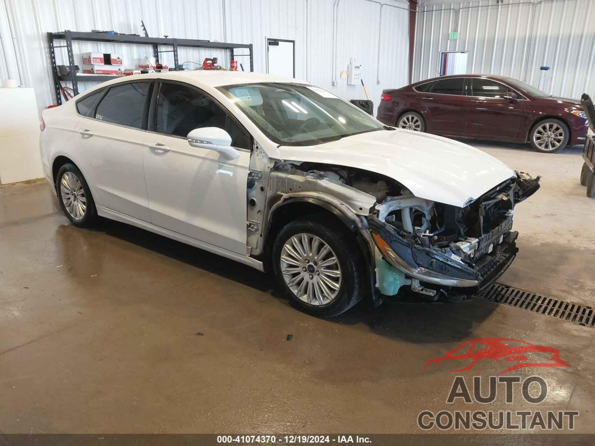 FORD FUSION HYBRID 2013 - 3FA6P0LU5DR303873