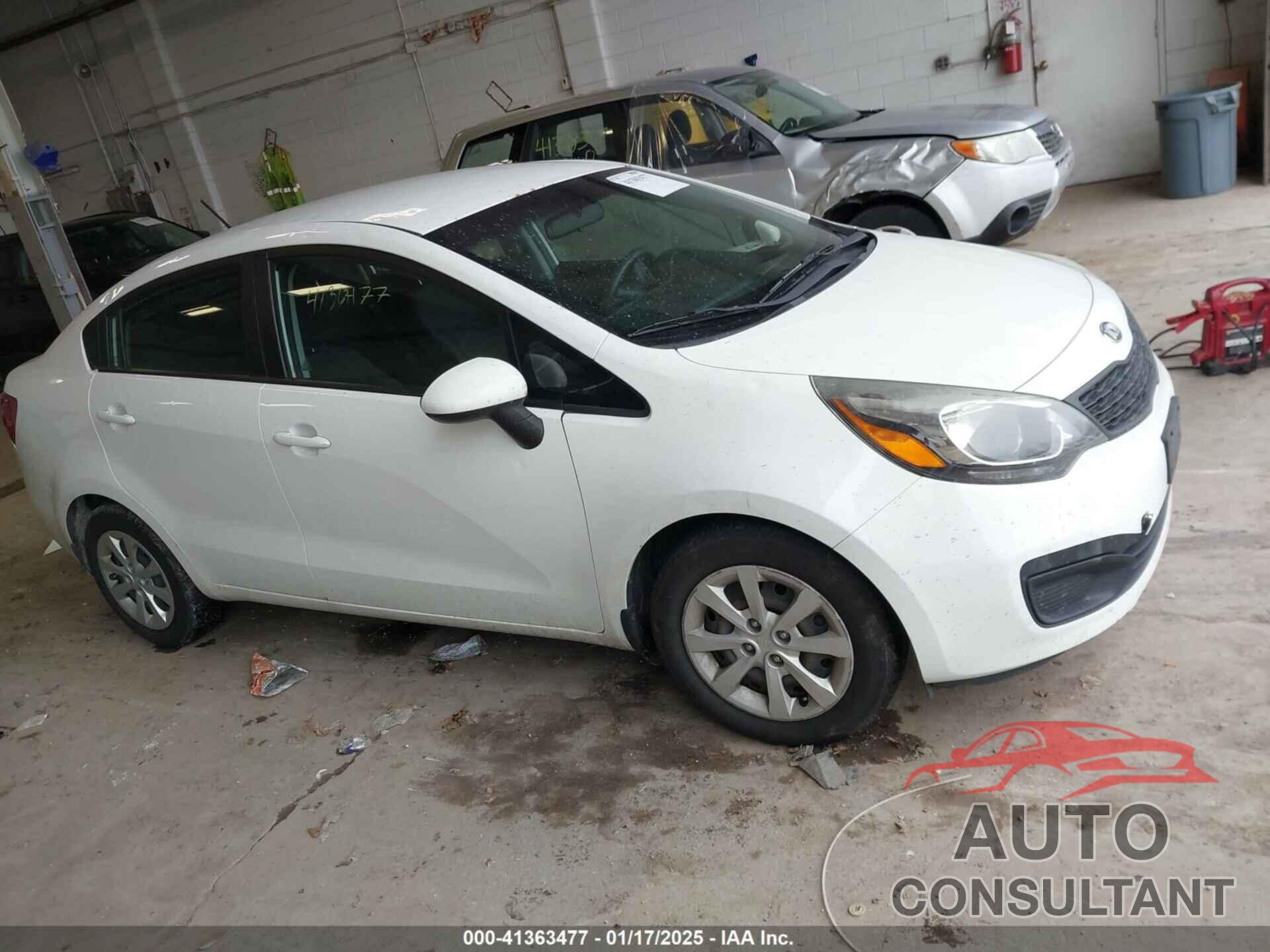 KIA RIO 2014 - KNADM4A30E6413477