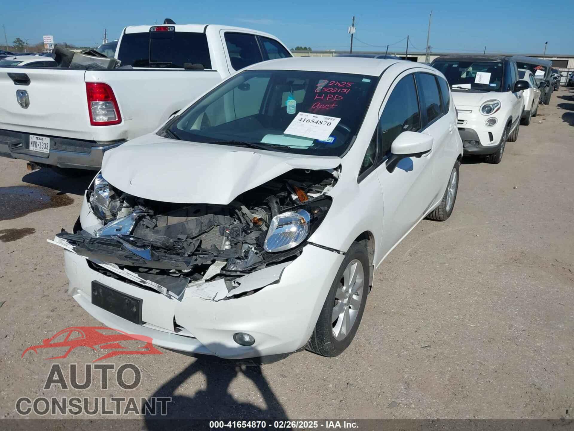 NISSAN VERSA NOTE 2015 - 3N1CE2CP9FL443815