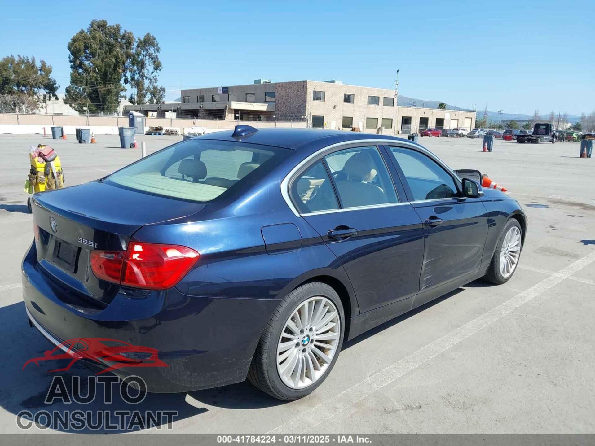 BMW 328I 2012 - WBA3A5C54CF344752